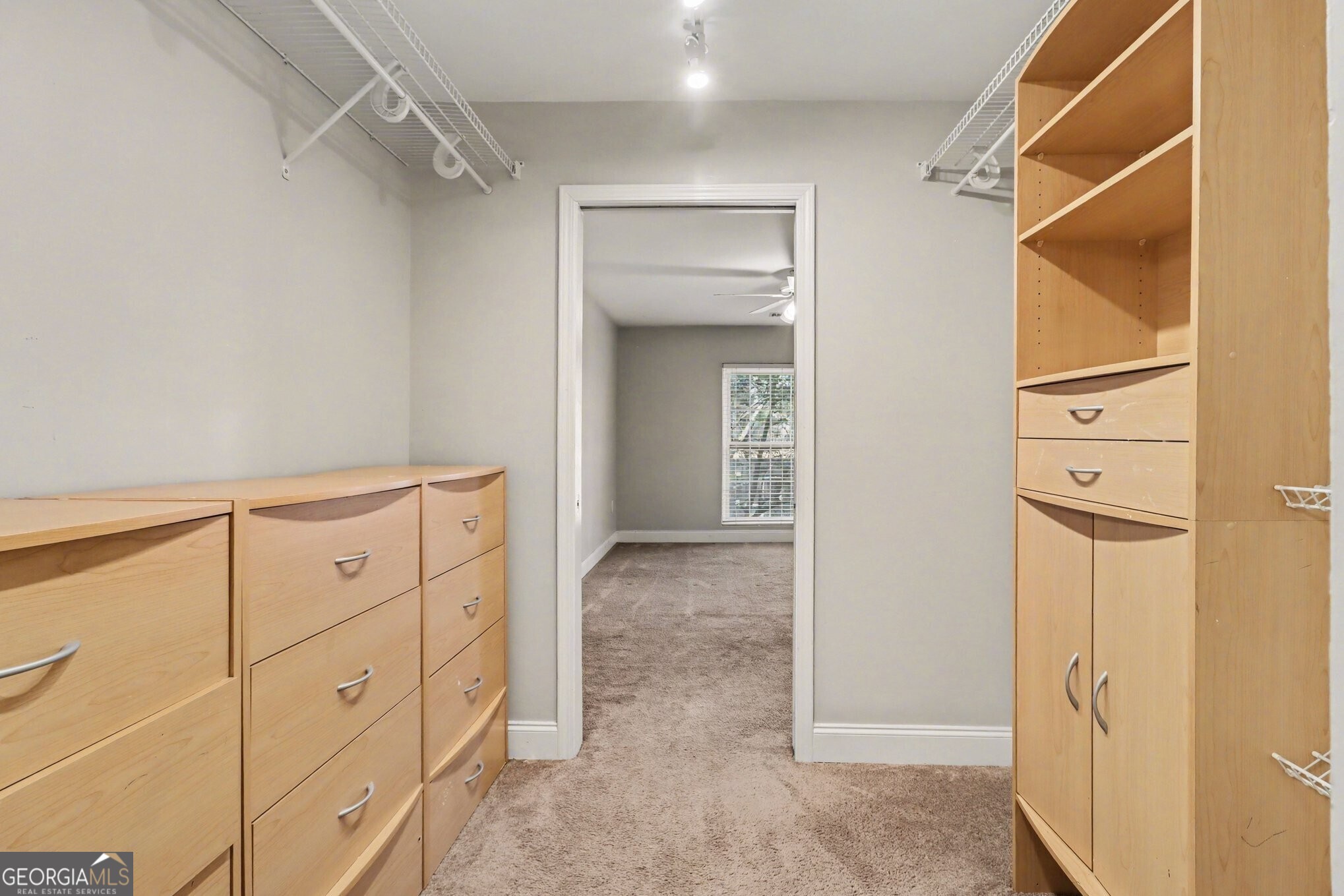 1202 Pine Heights Drive NE