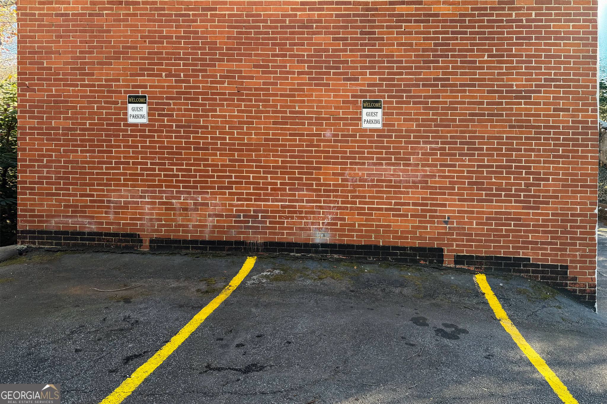 1322 Euclid Avenue NE # 205