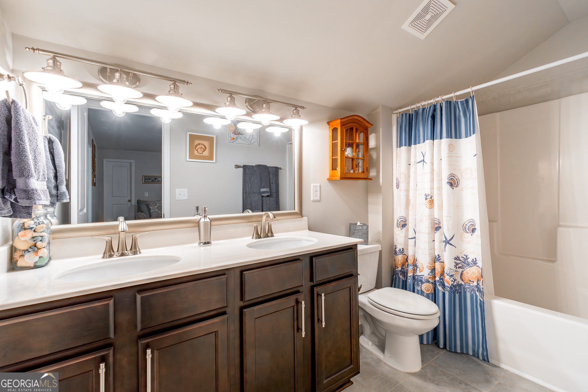 4525 Grenadine Circle