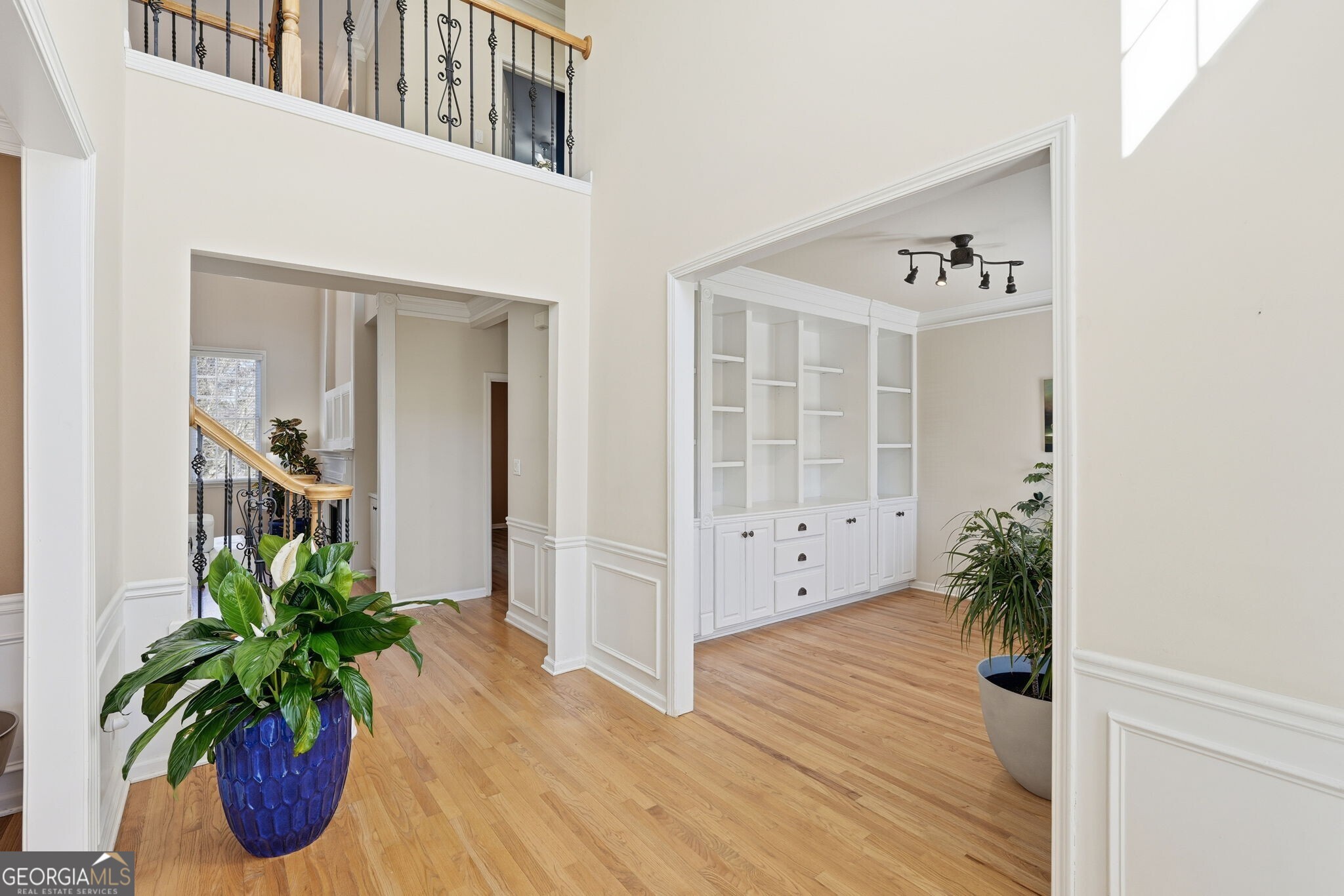 6390 Whitestone Place