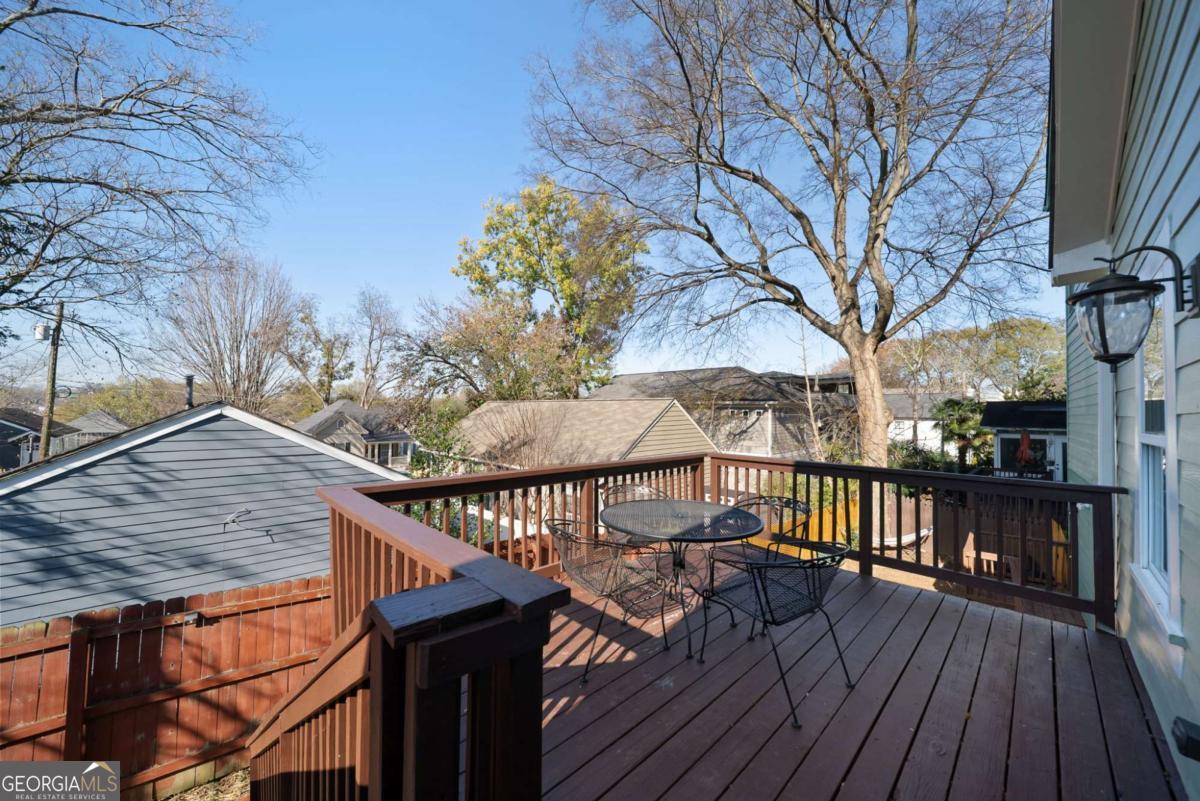 715 Woodson Street SE