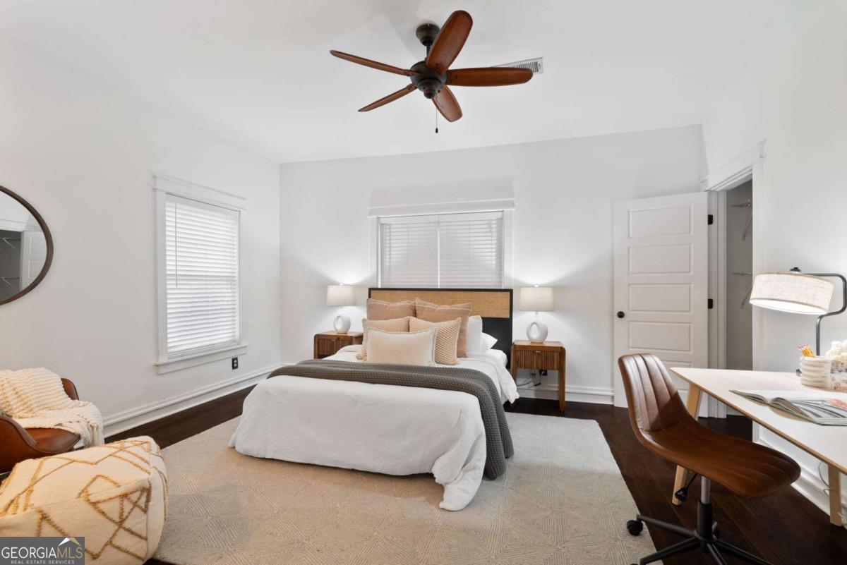 715 Woodson Street SE