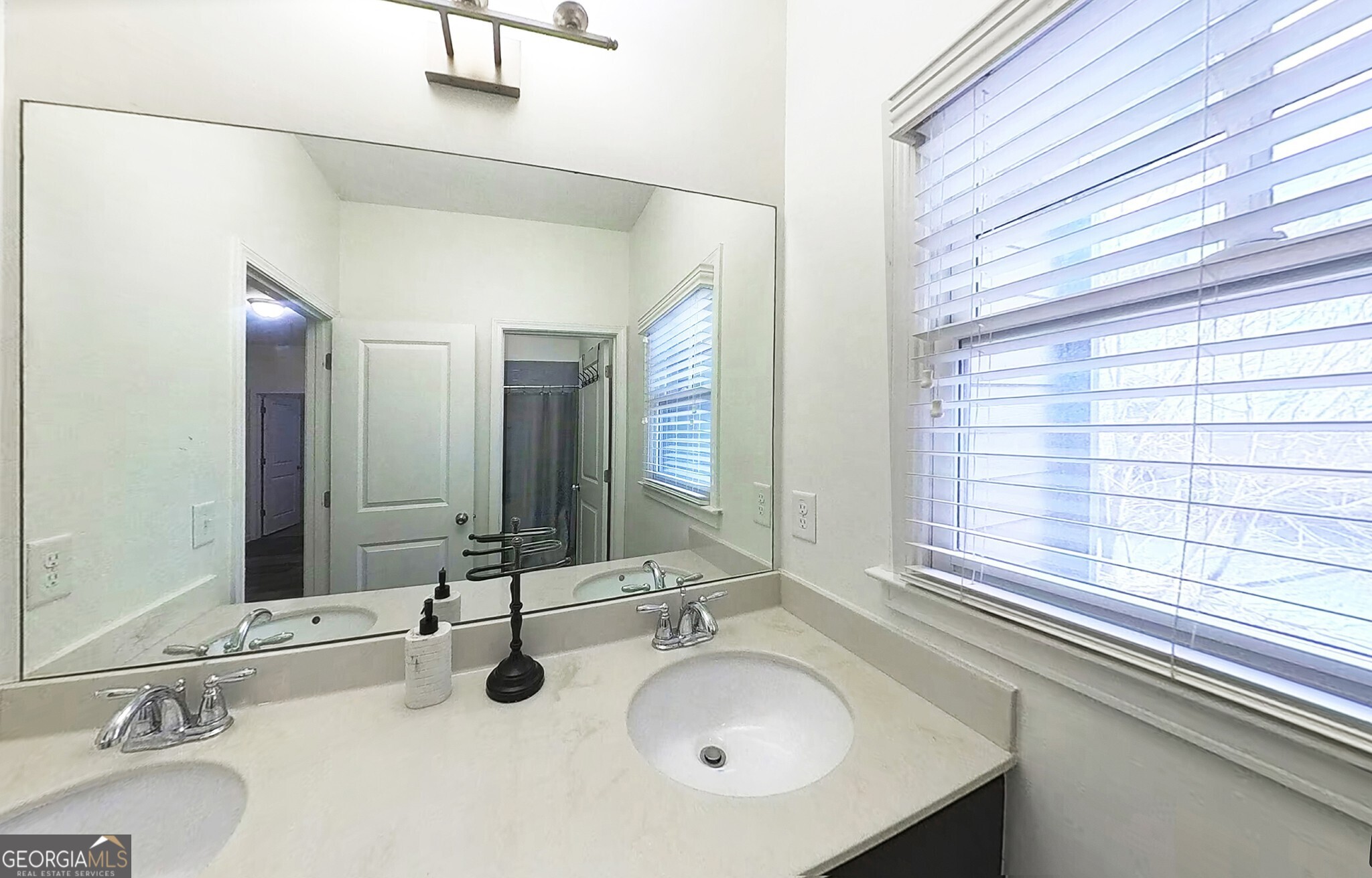 2118 Garrison Way NW