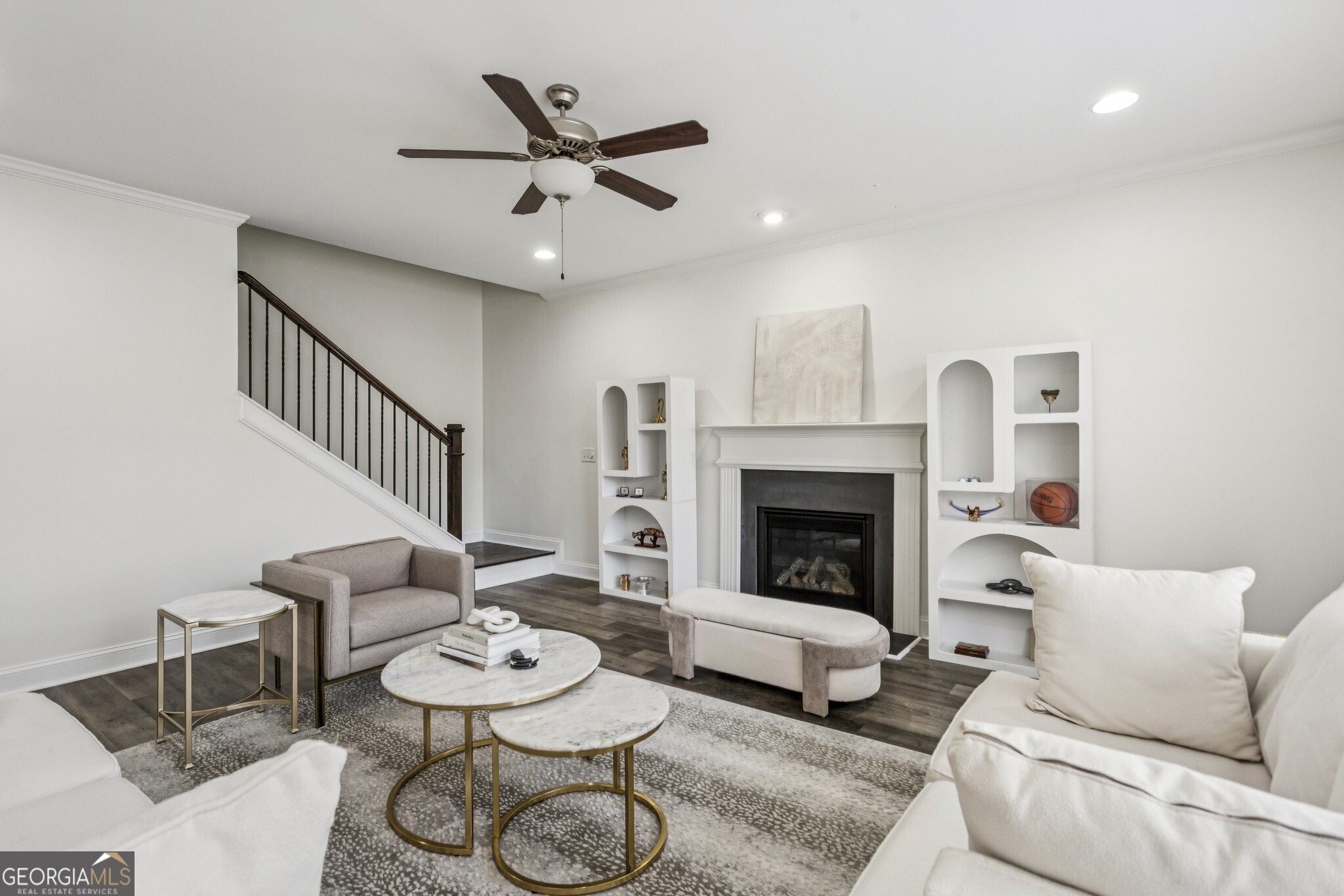 2118 Garrison Way NW