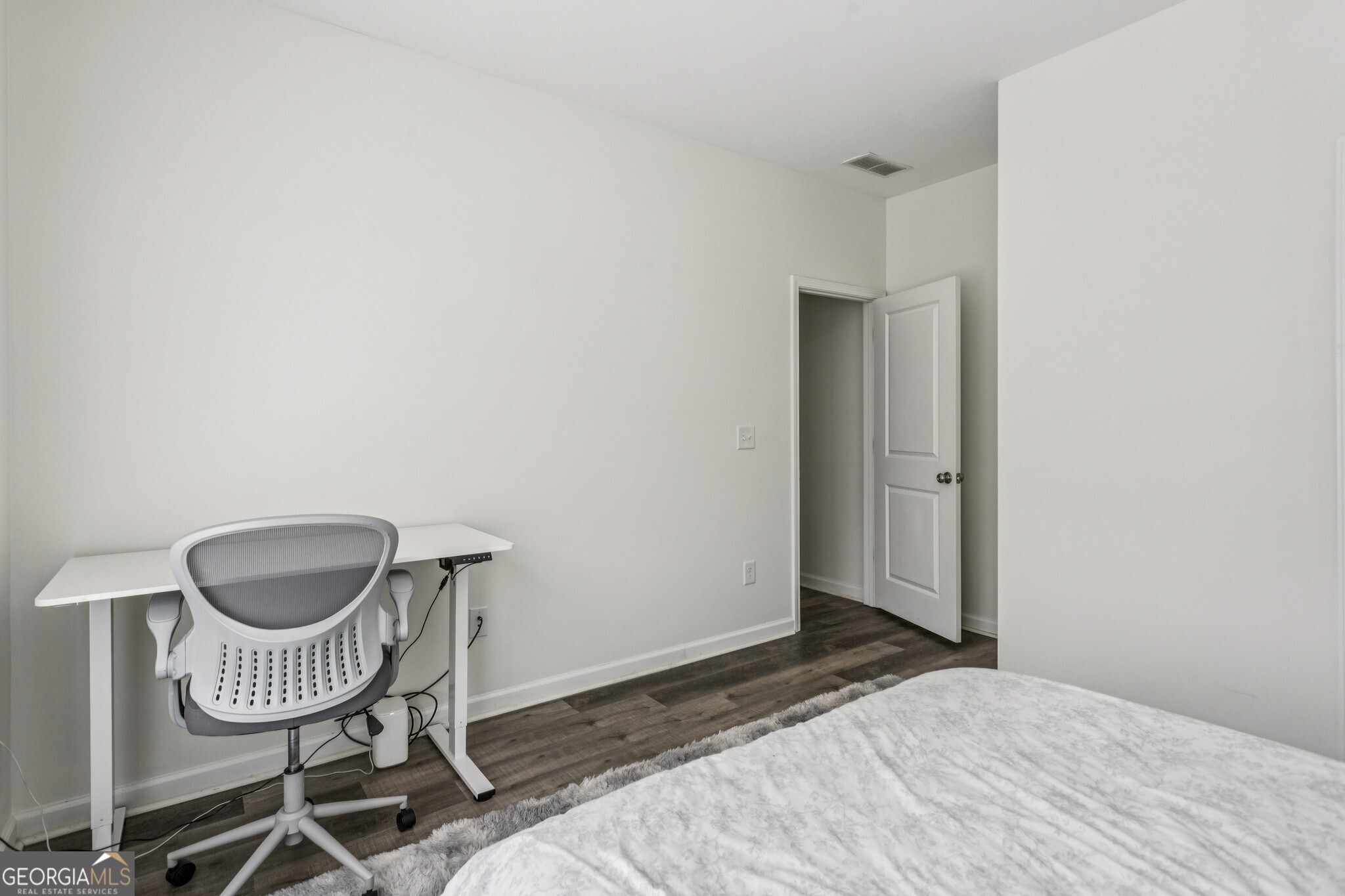 2118 Garrison Way NW