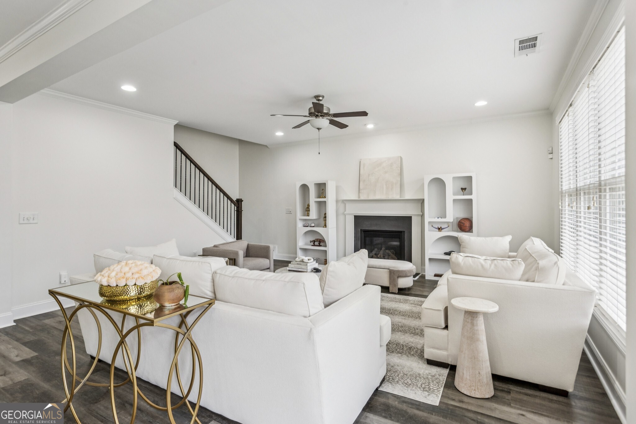 2118 Garrison Way NW