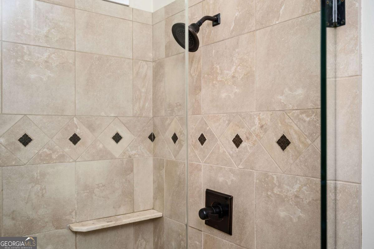 4326 Halifax Terrace NE