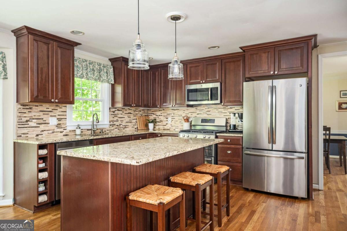 4326 Halifax Terrace NE