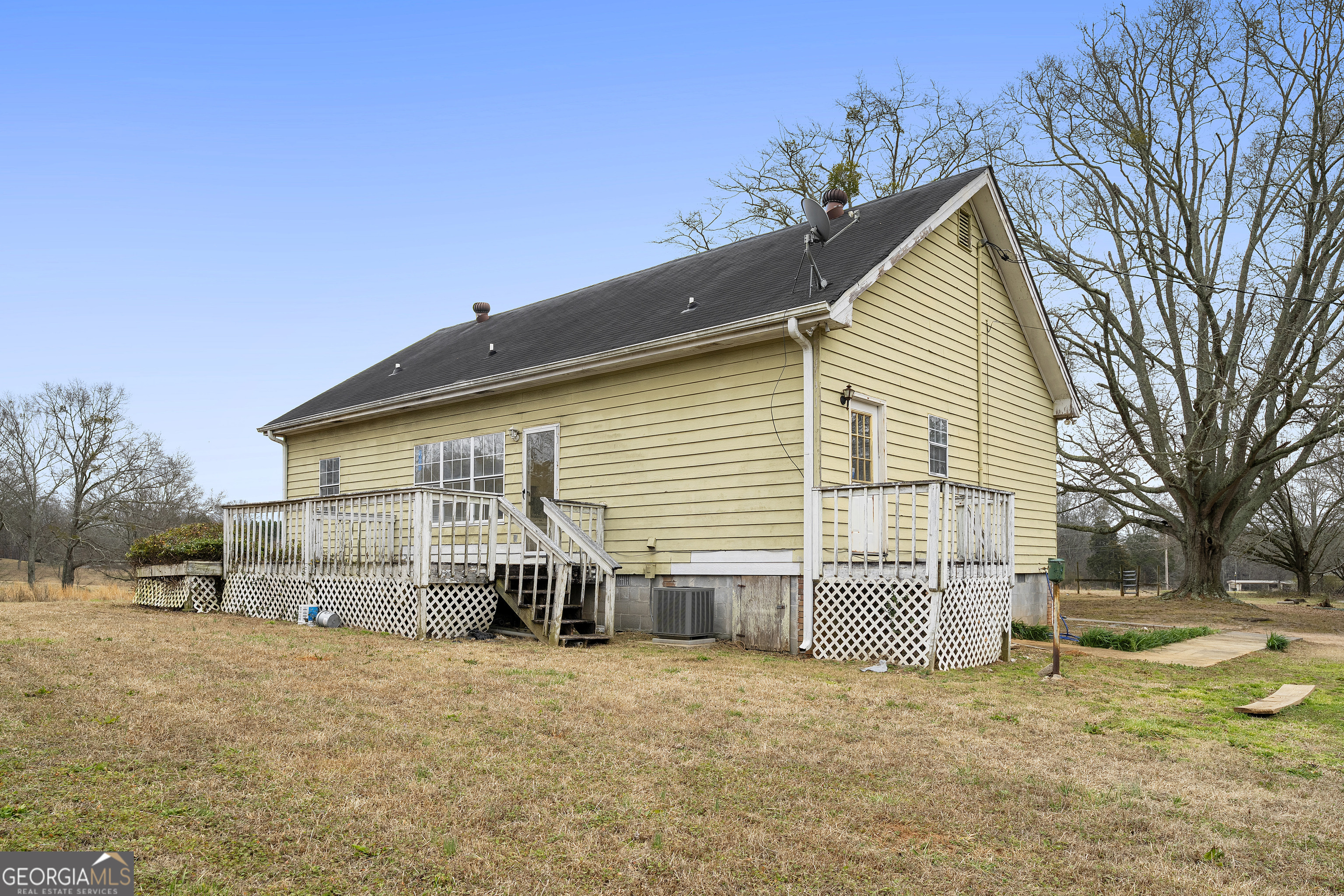 391 Pleasant Hill Road NW