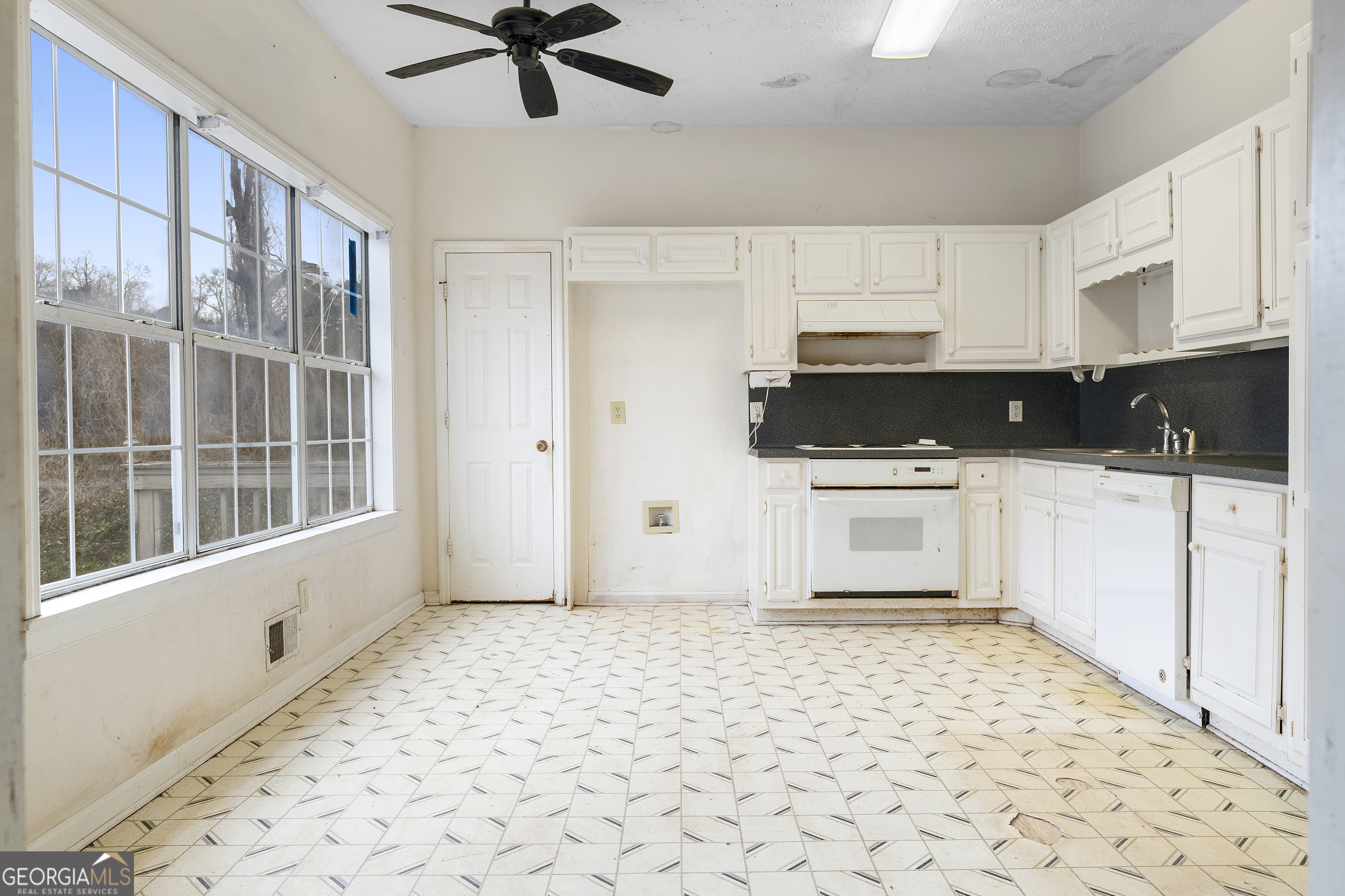 391 Pleasant Hill Road NW