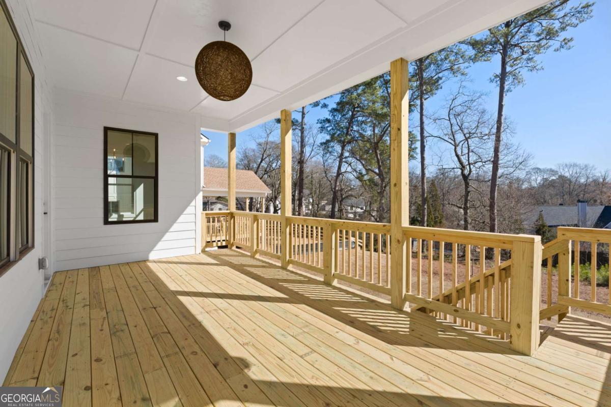 1070 Fleming Street SE