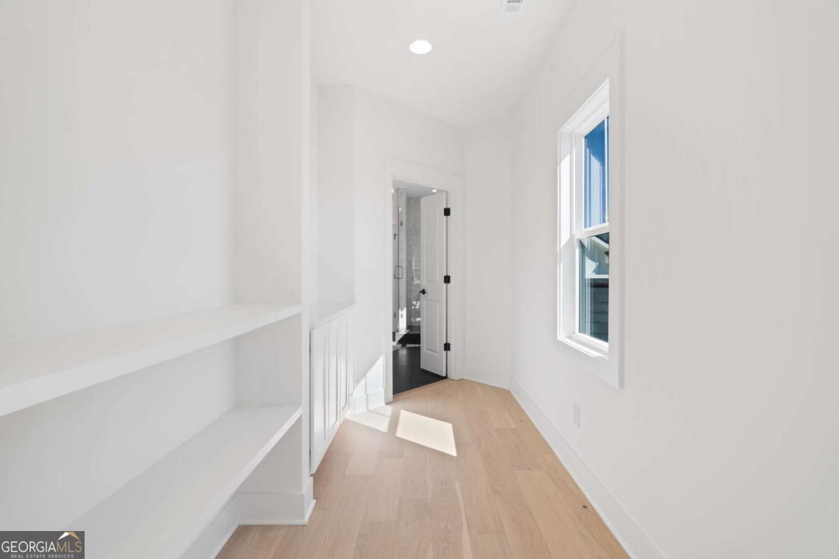 1070 Fleming Street SE