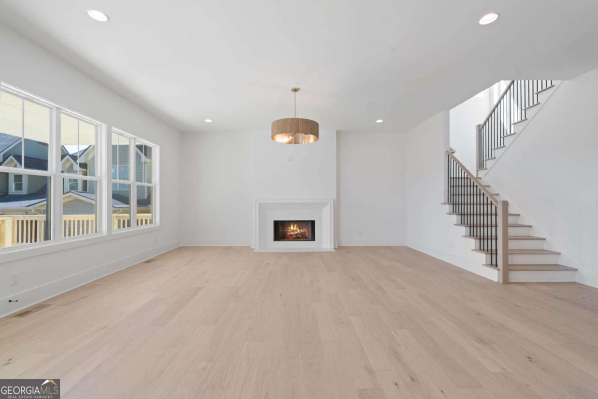 1070 Fleming Street SE