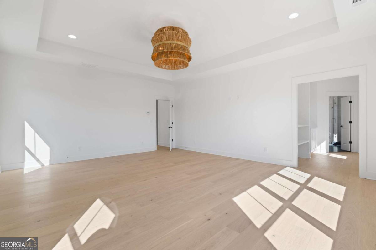 1070 Fleming Street SE