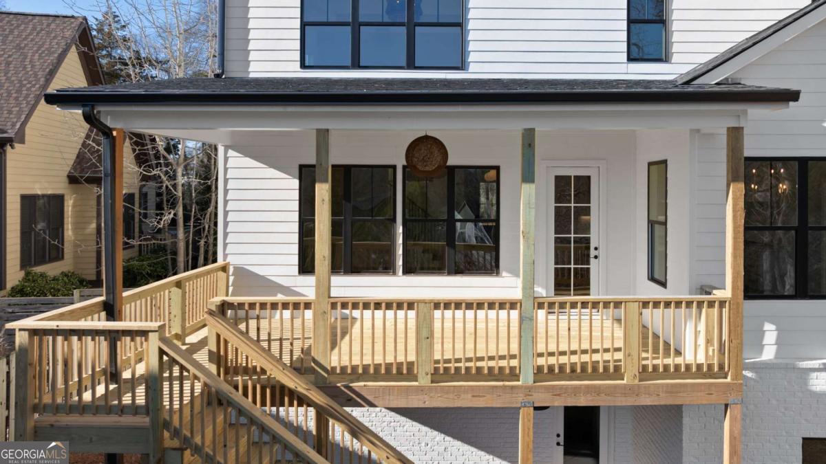 1070 Fleming Street SE