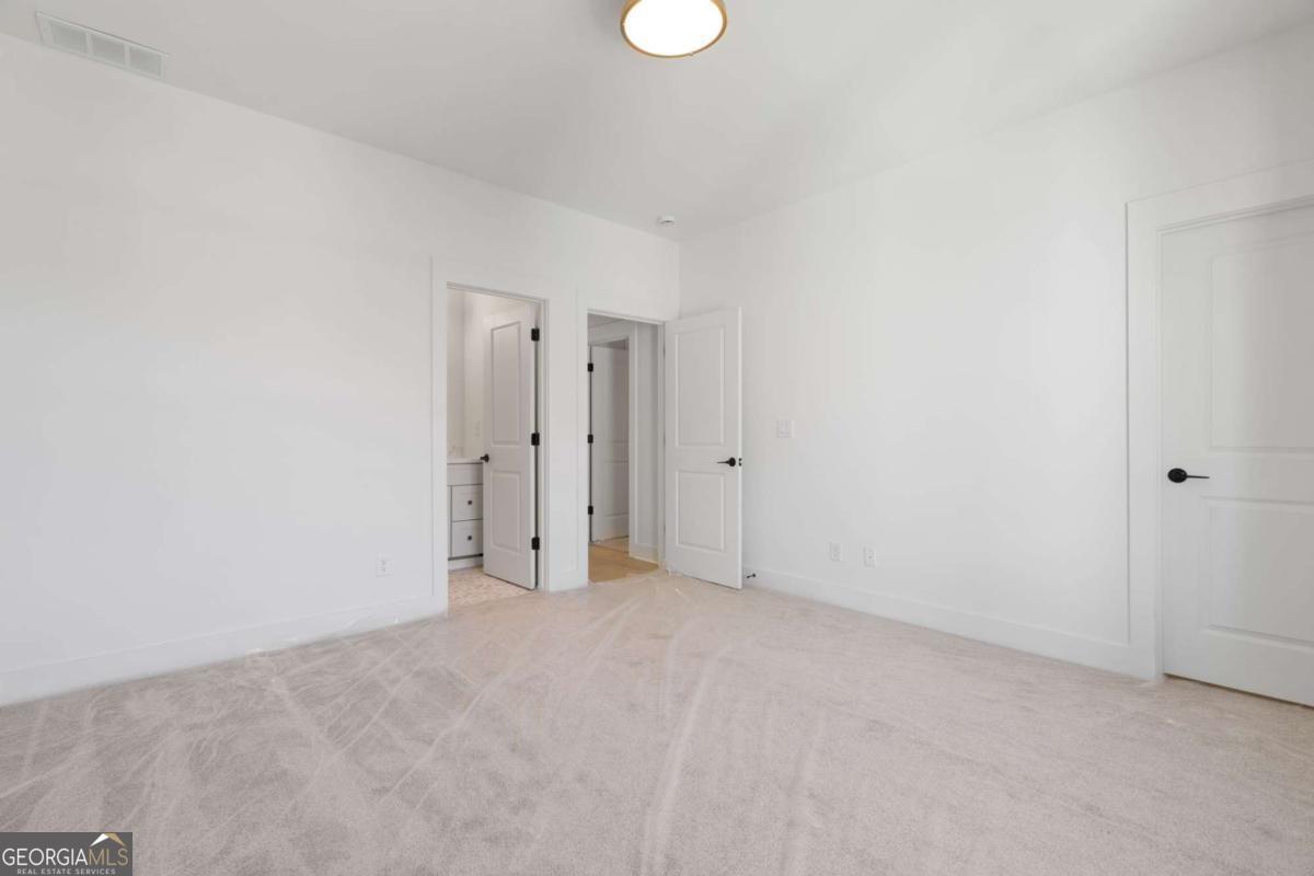 1070 Fleming Street SE