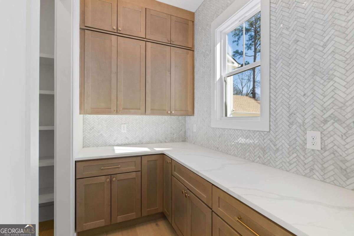 1070 Fleming Street SE