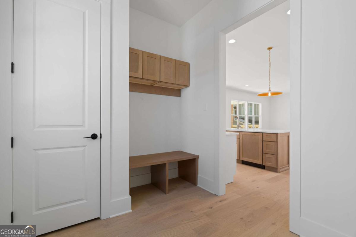 1070 Fleming Street SE