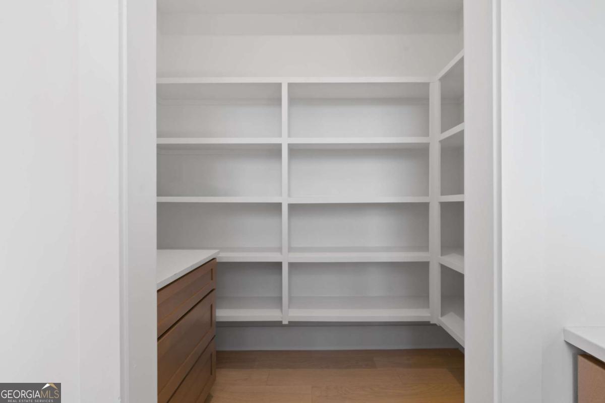 1070 Fleming Street SE