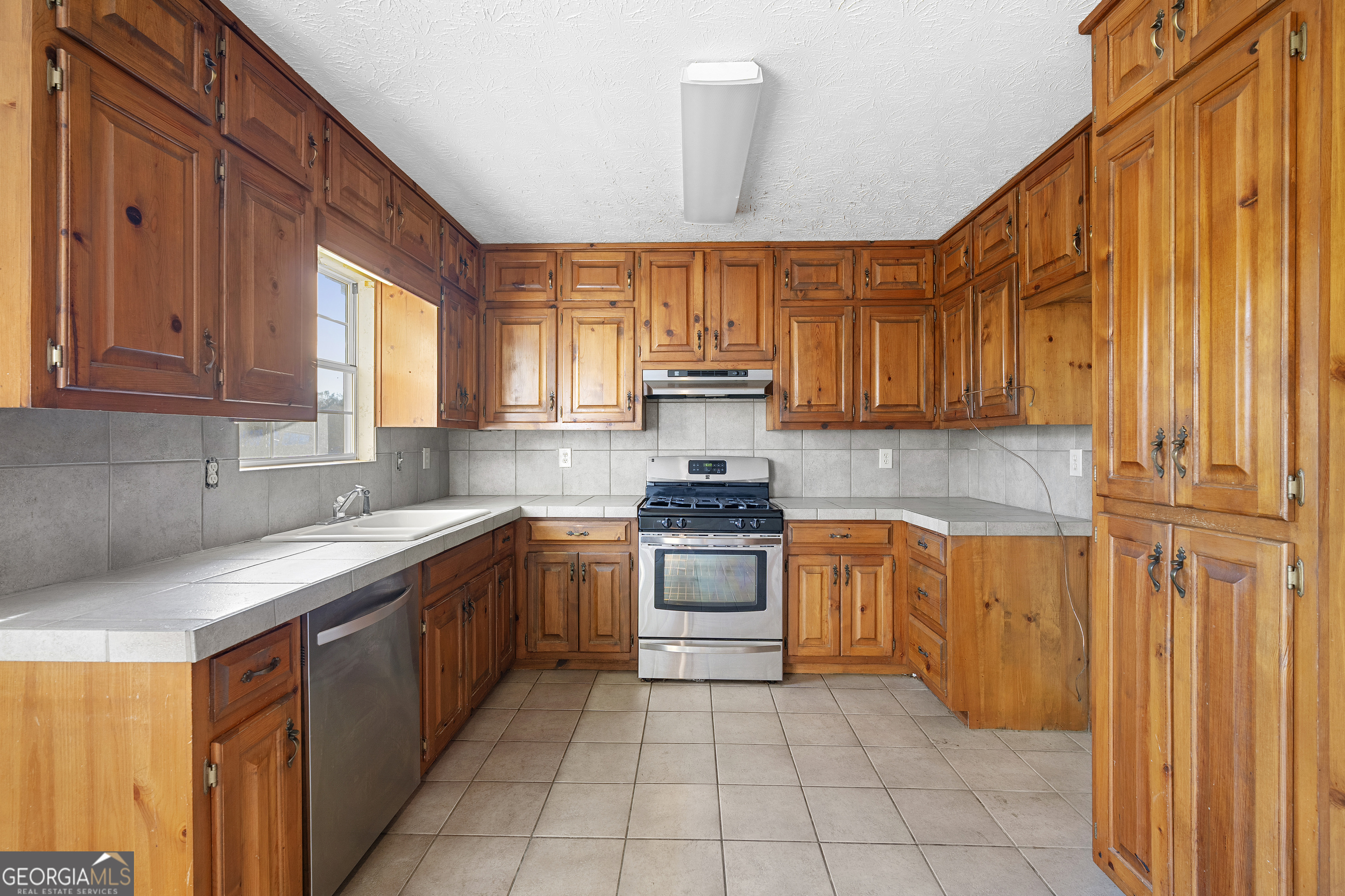 6584 River Glen Drive