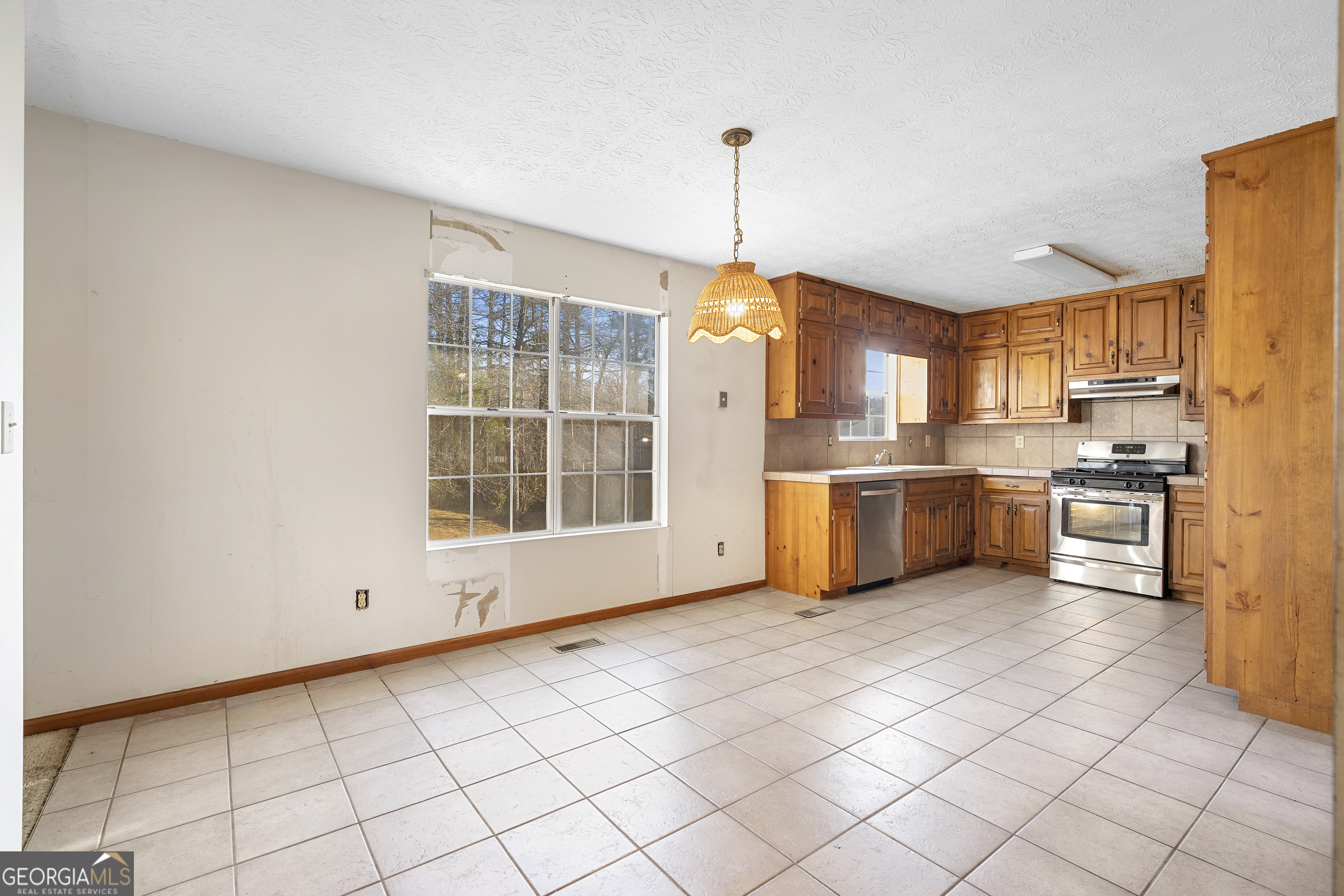 6584 River Glen Drive