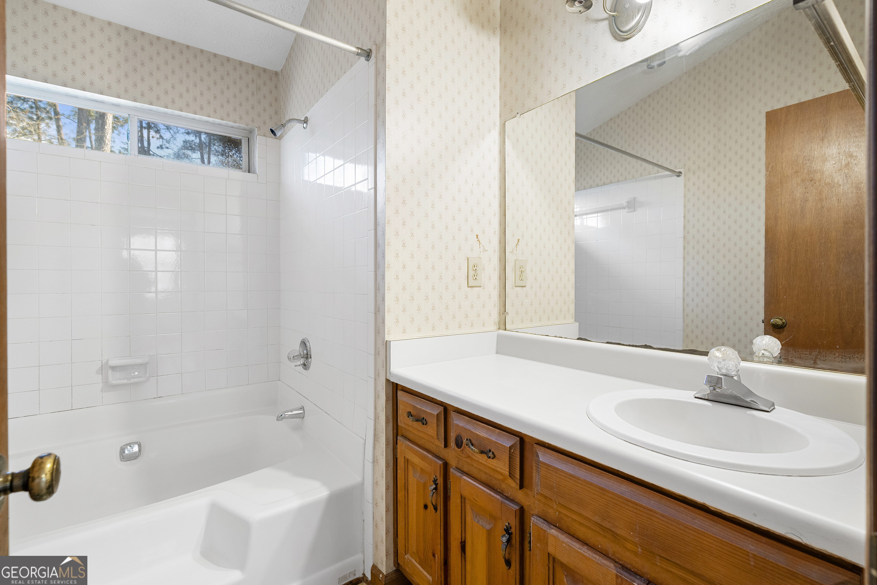 6584 River Glen Drive