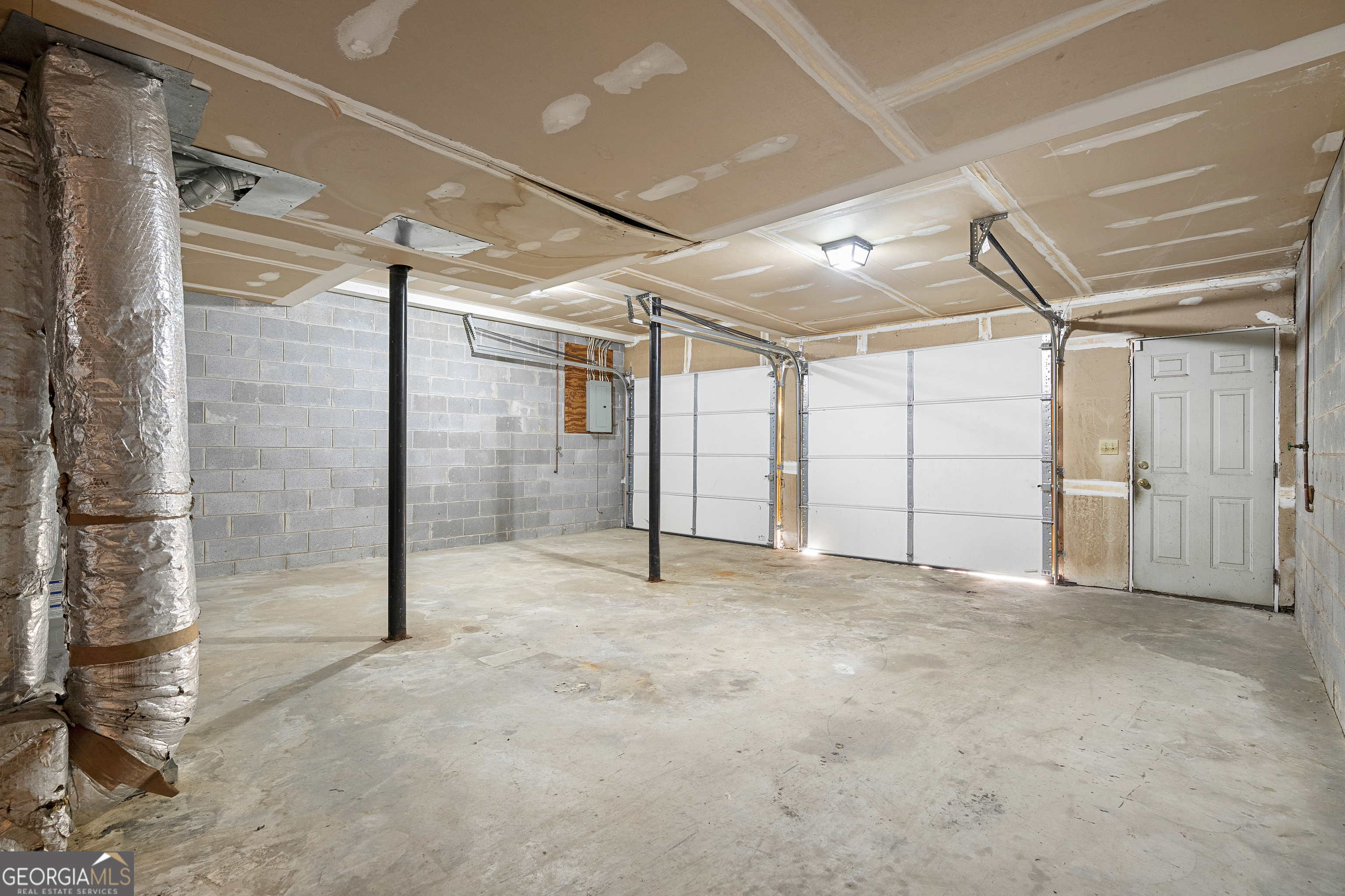 6584 River Glen Drive