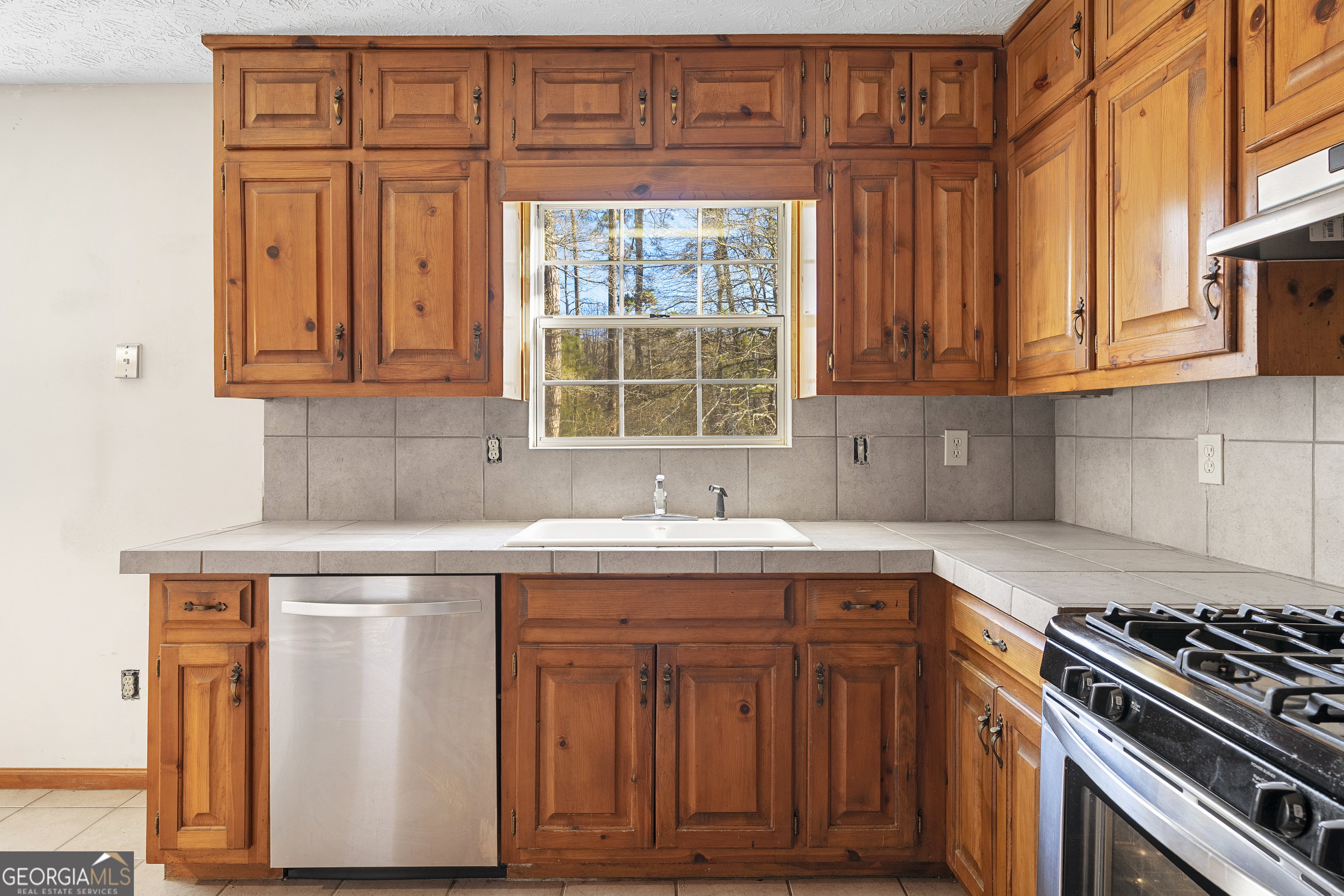 6584 River Glen Drive