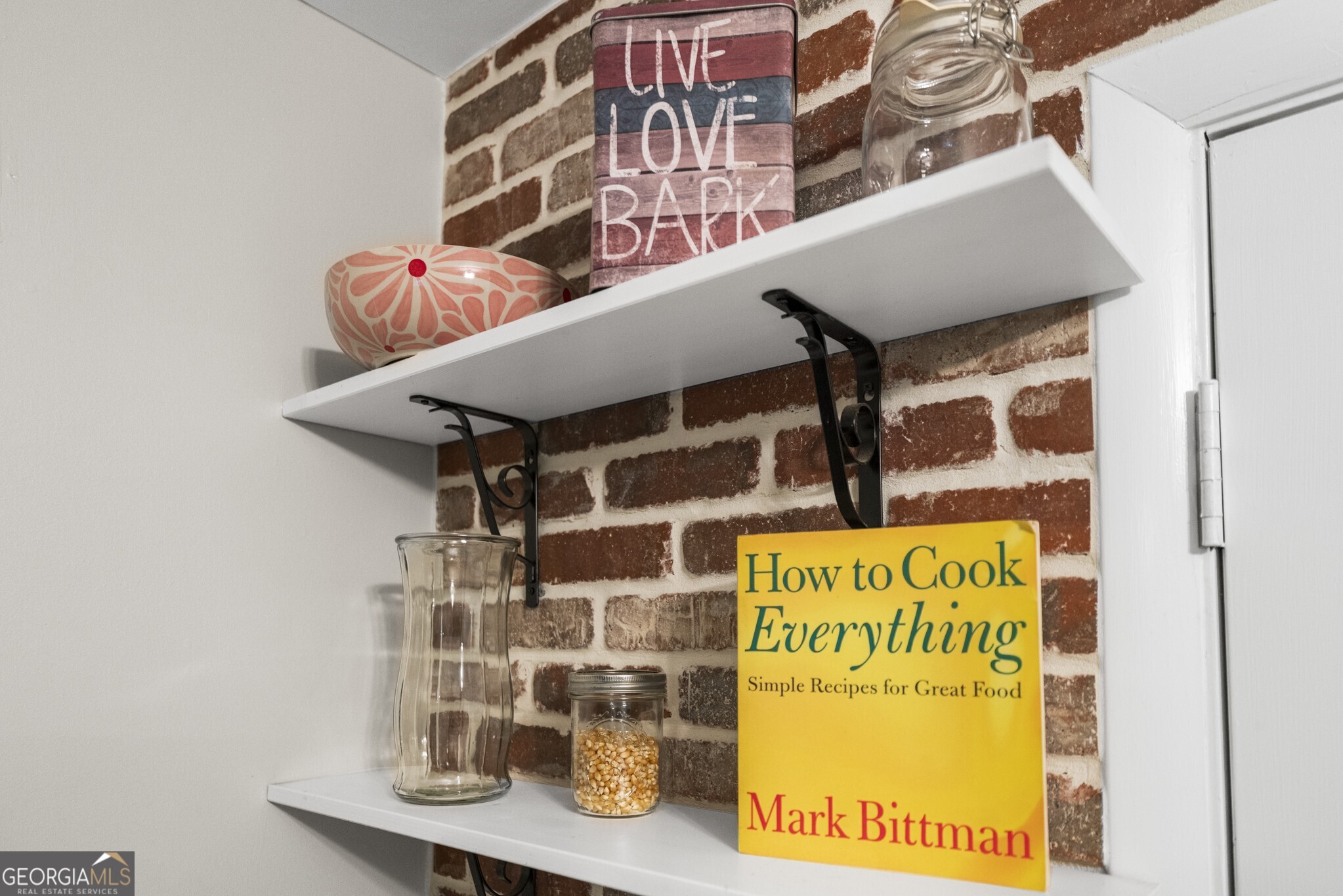 394 6th Street NE # 2