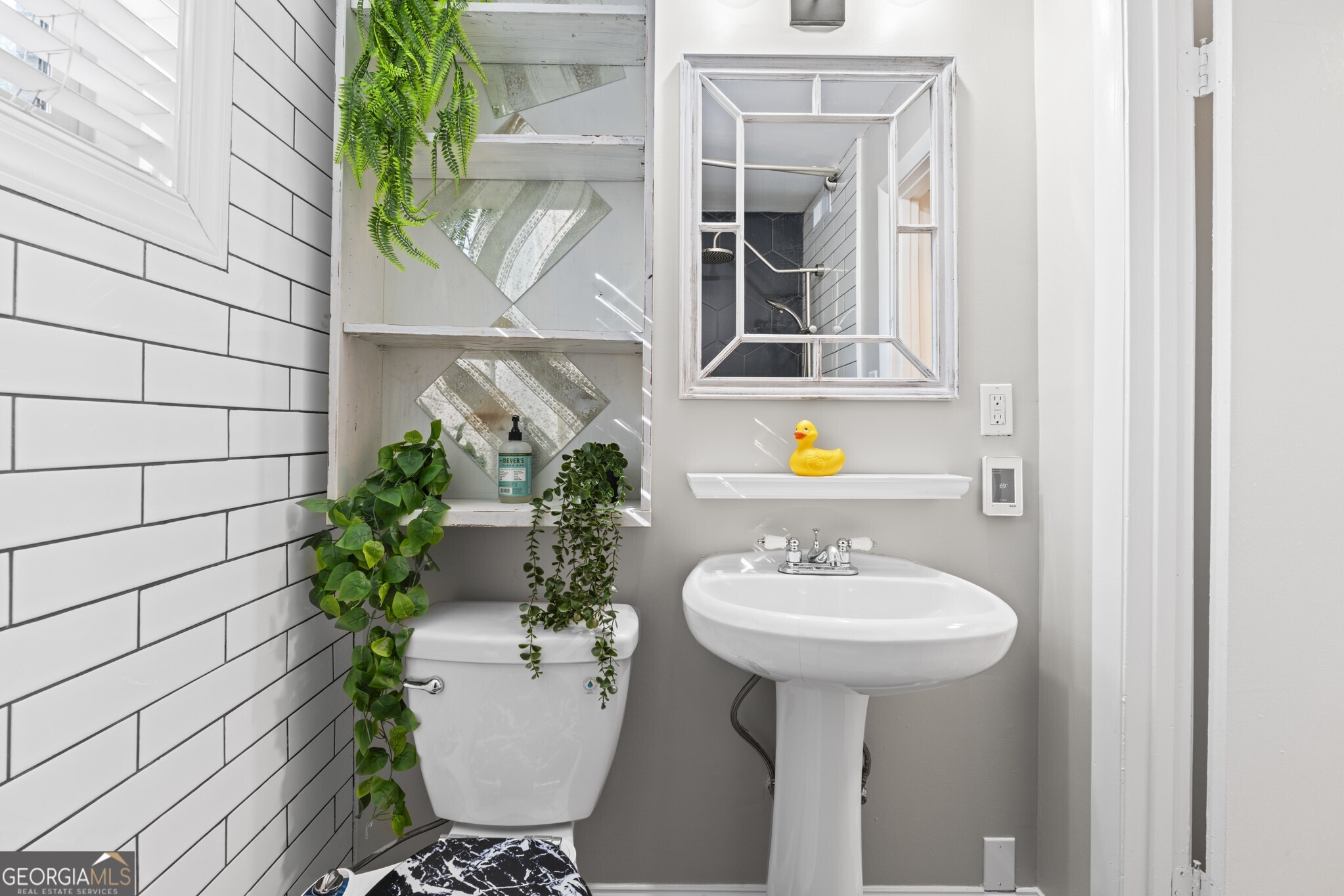 394 6th Street NE # 2