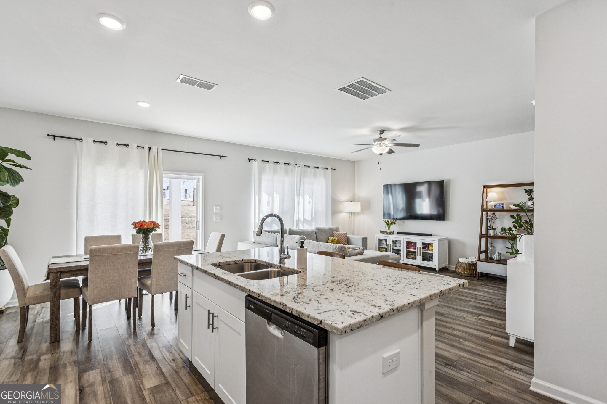 473 Catenary Alley SW