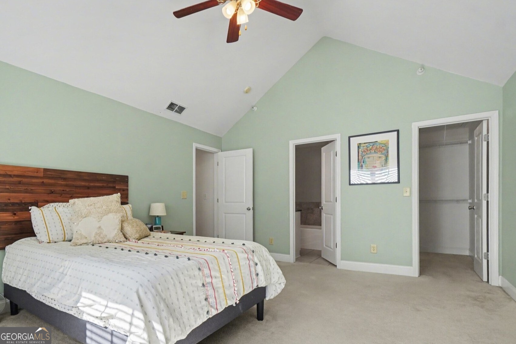 1004 Madison Lane SE