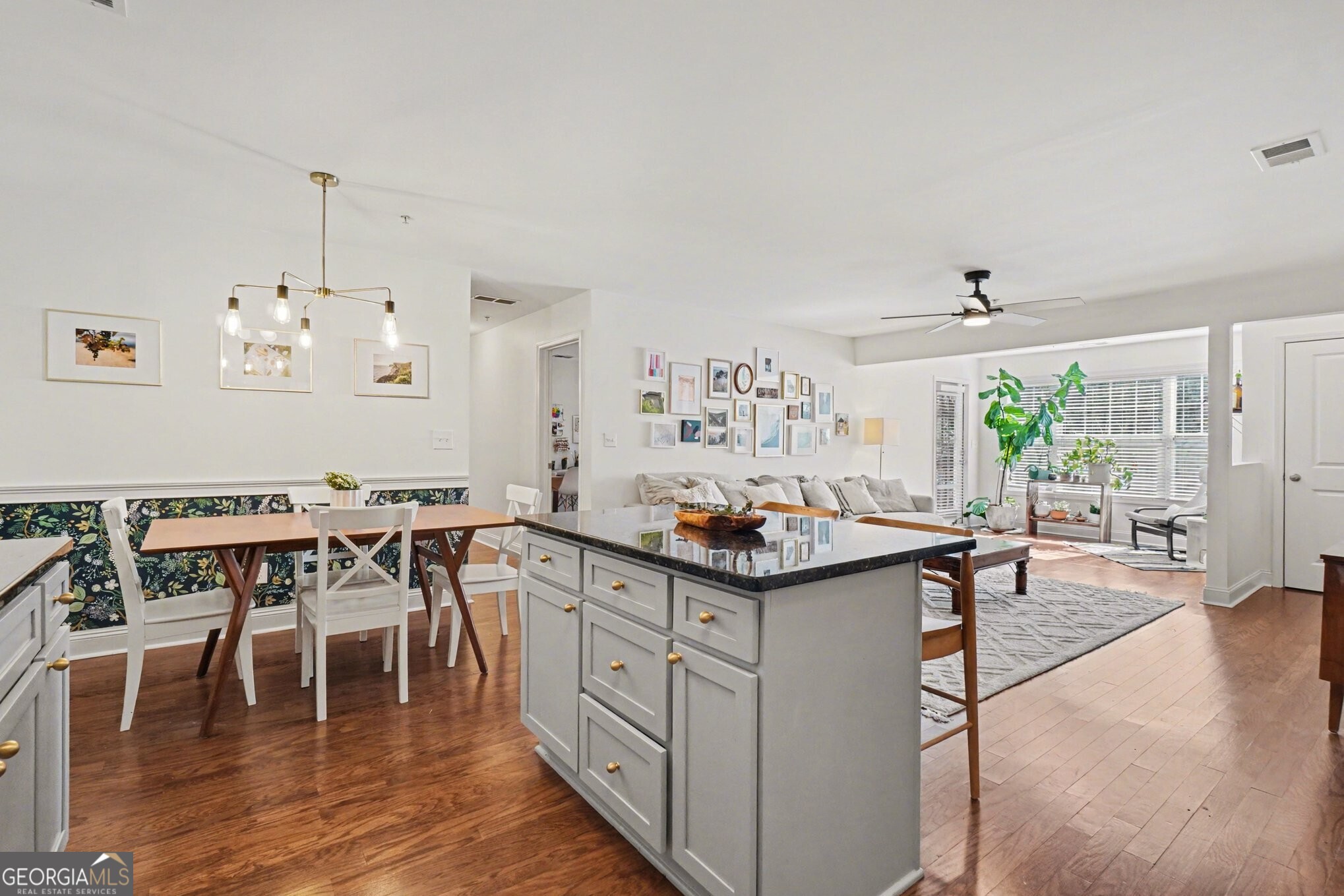 1004 Madison Lane SE