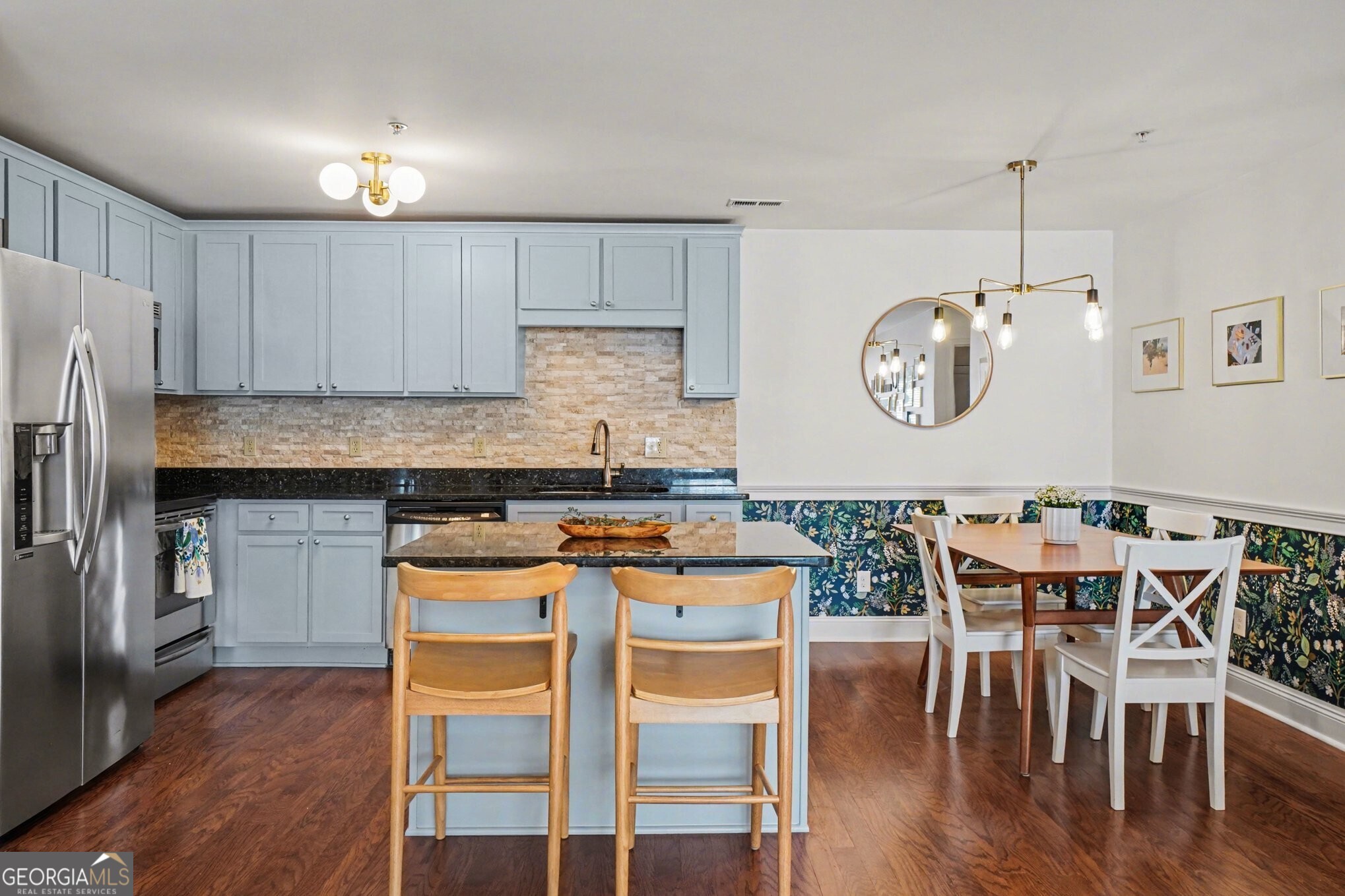 1004 Madison Lane SE