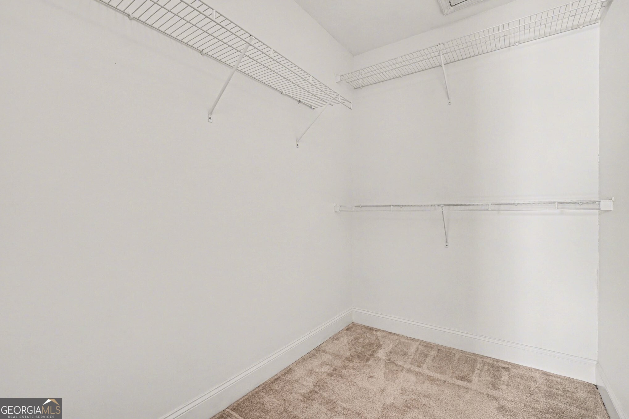 1004 Madison Lane SE