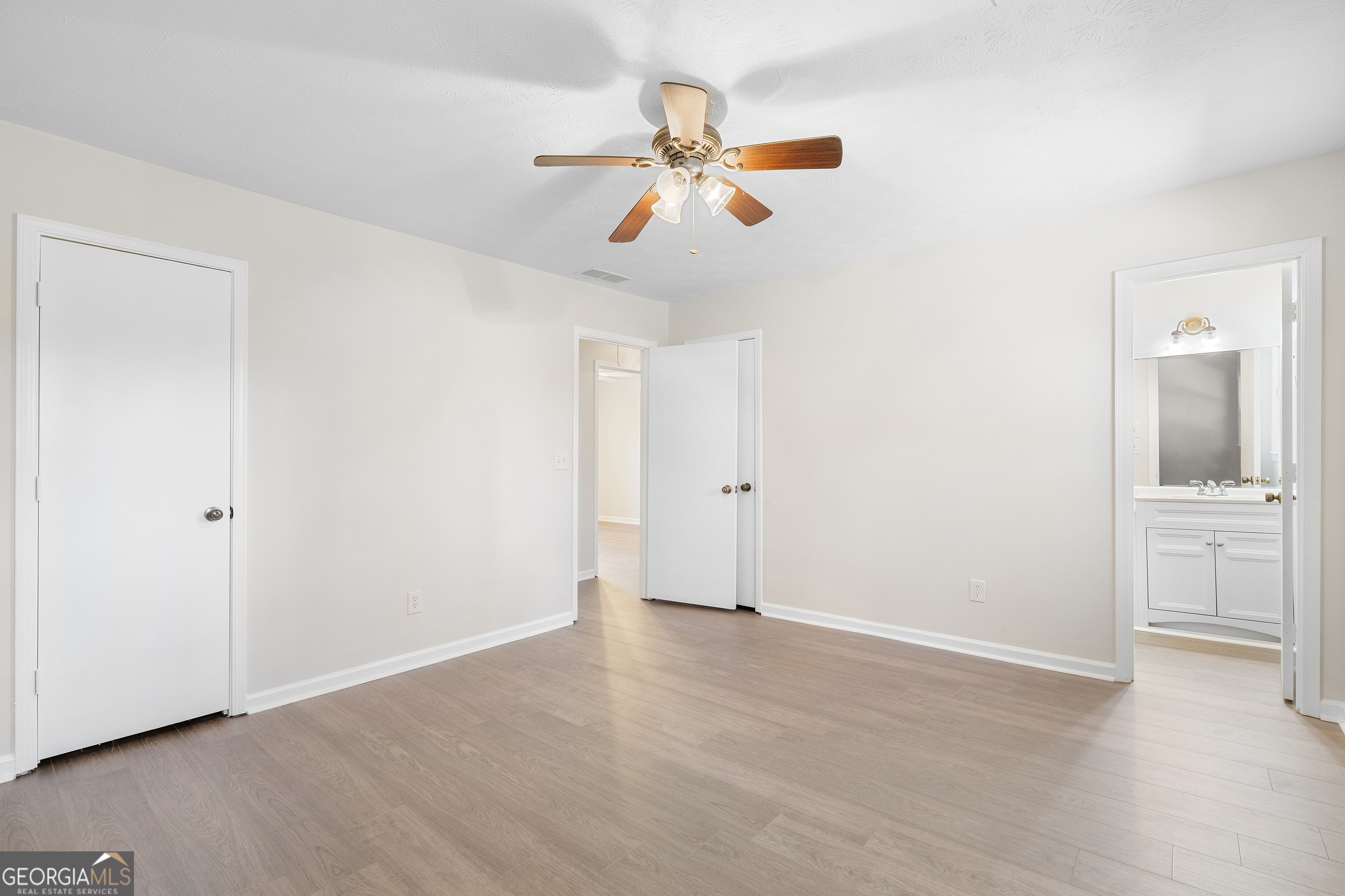 566 Sugar Valley Lane SE