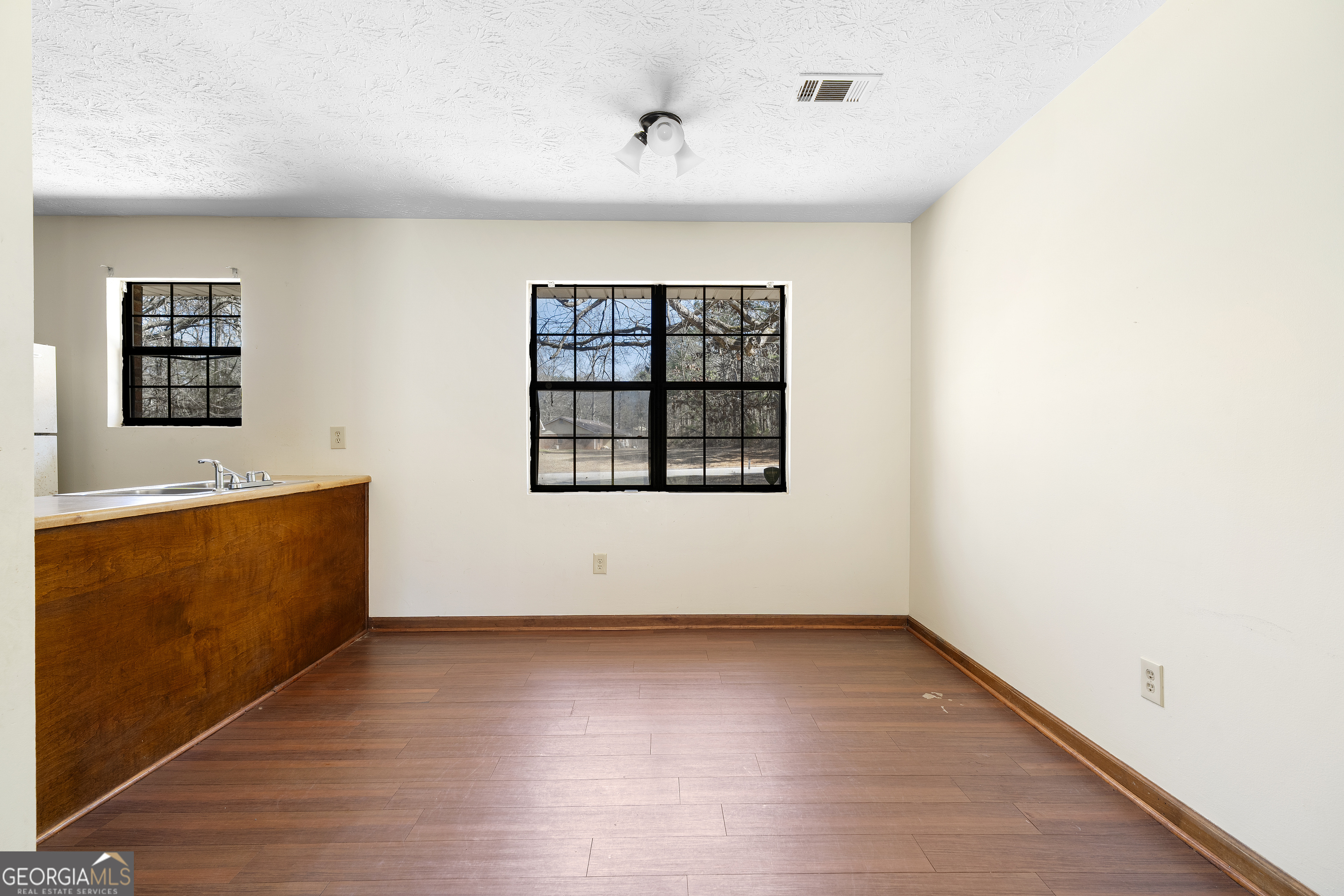 355 Santa Fe Trail # 355 Unit: 345 AND 355