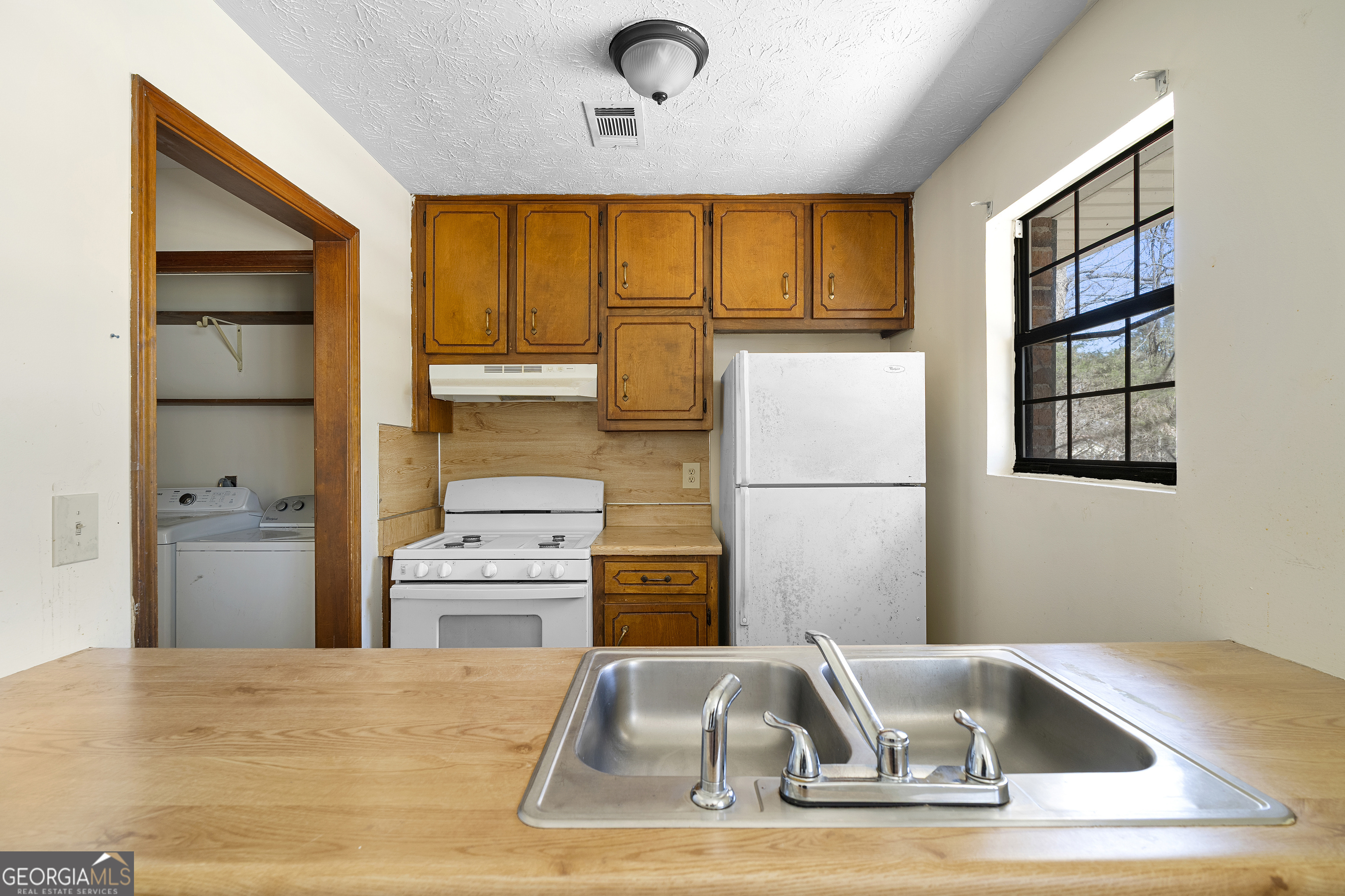 355 Santa Fe Trail # 355 Unit: 345 AND 355