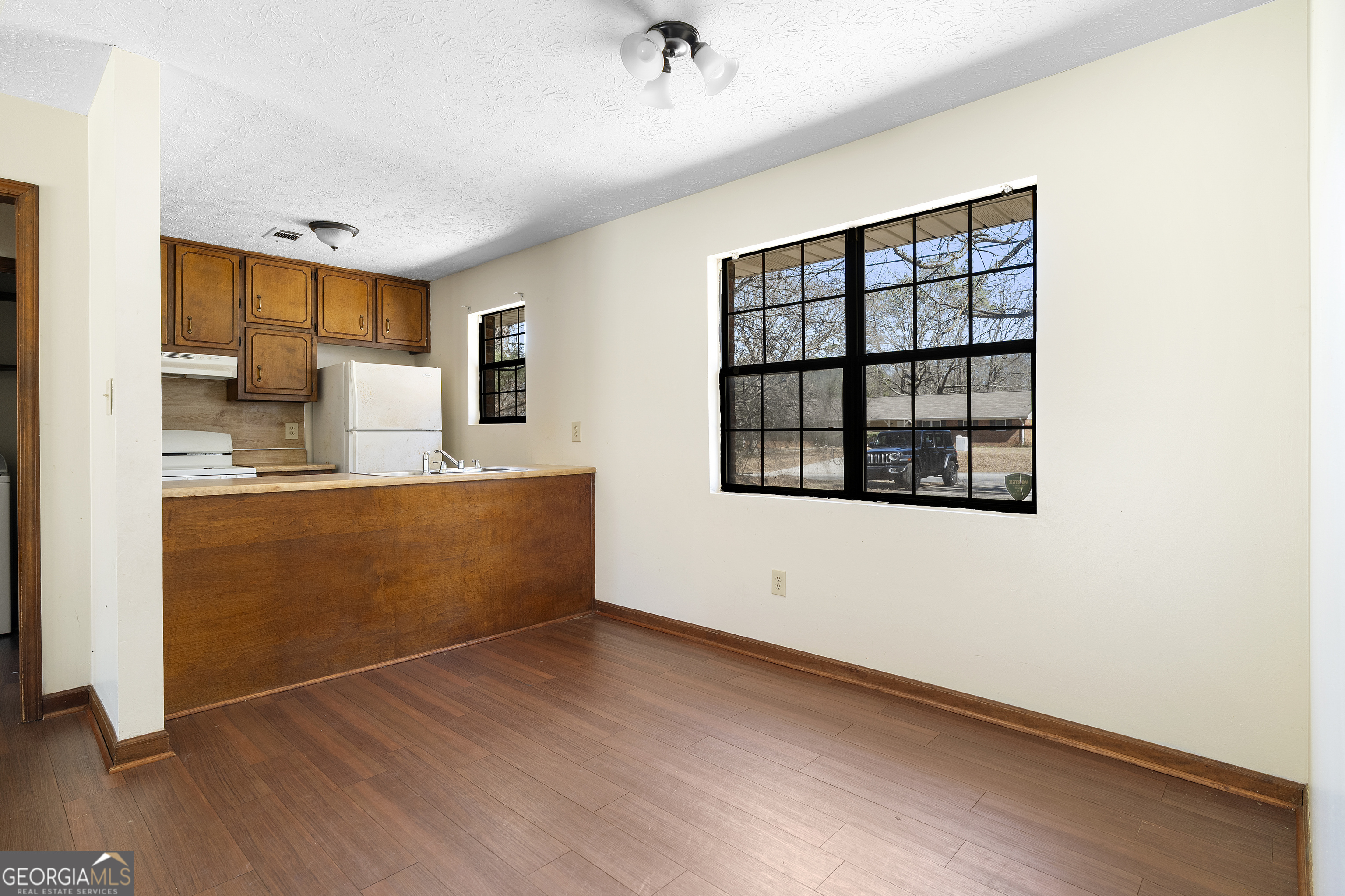 355 Santa Fe Trail # 355 Unit: 345 AND 355