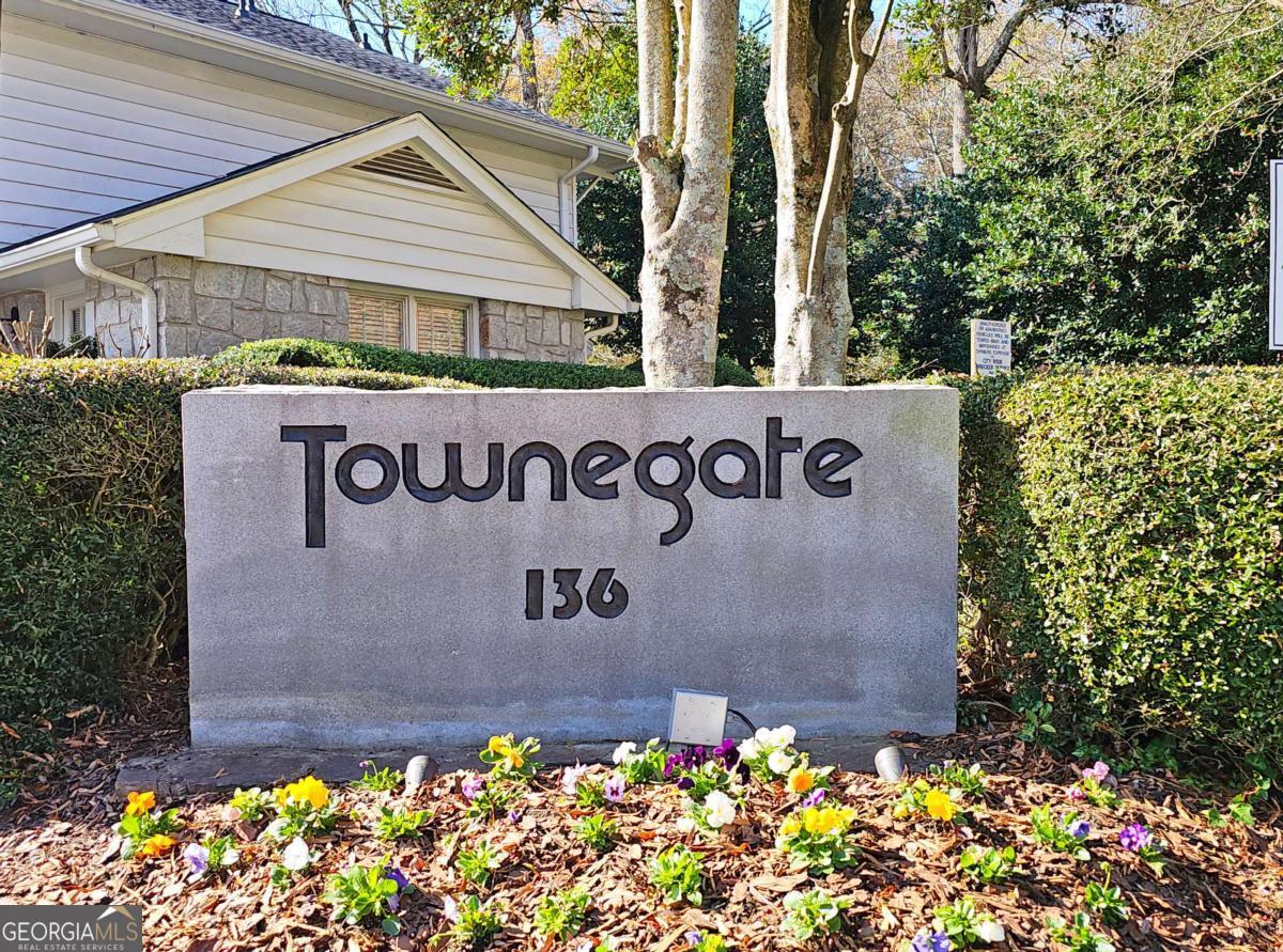 136 Peachtree Memorial Drive NW Unit: PA4