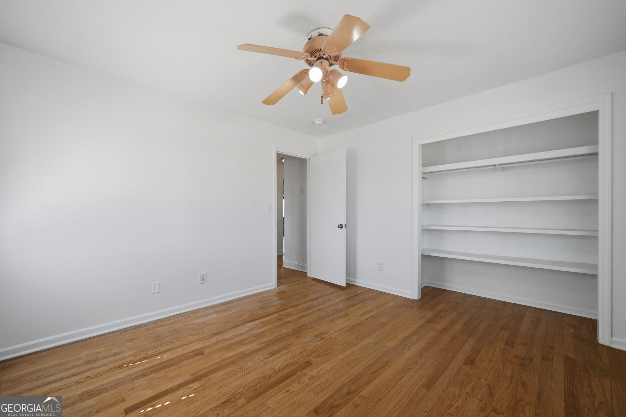 1460 Hillcrest Drive