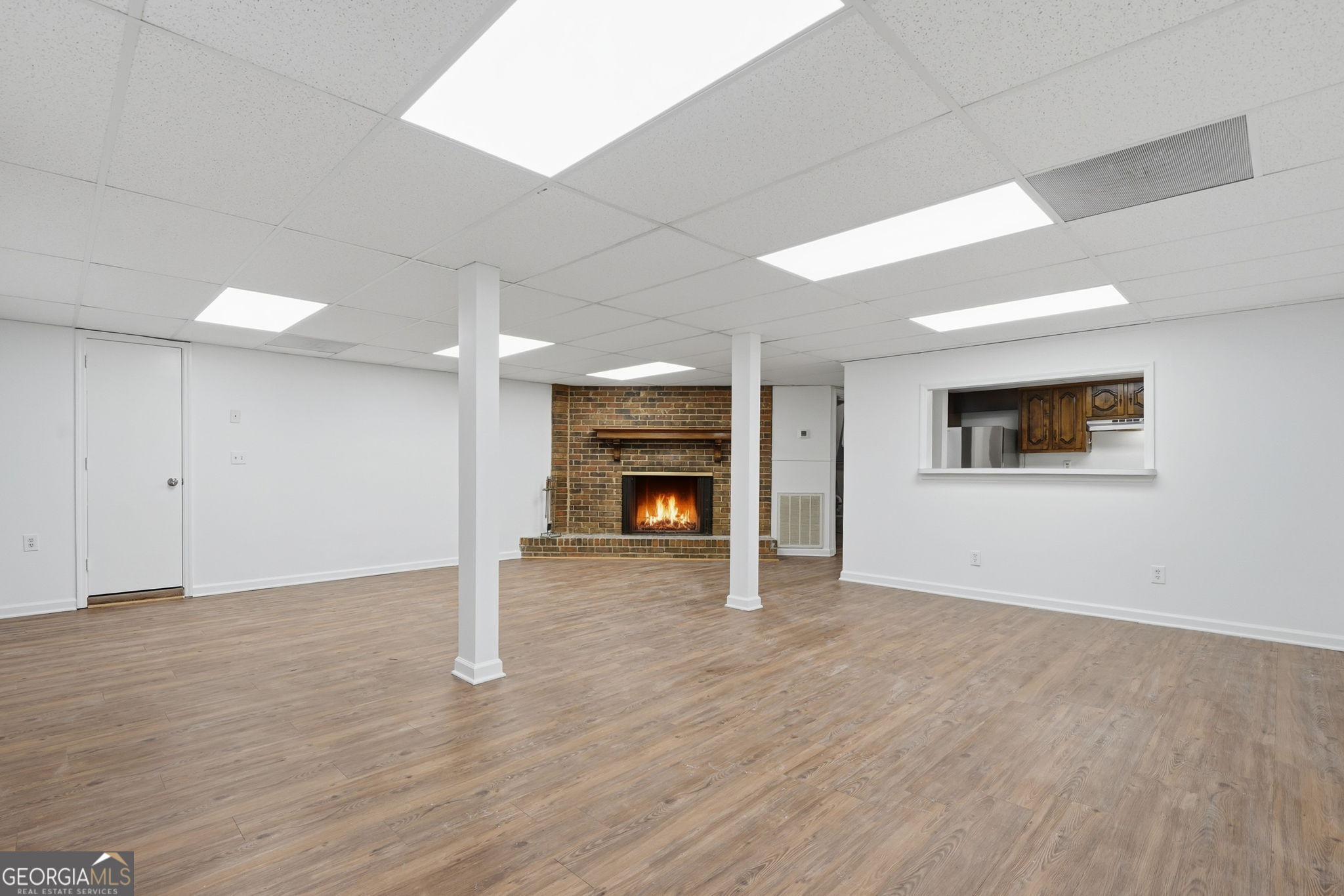 1460 Hillcrest Drive