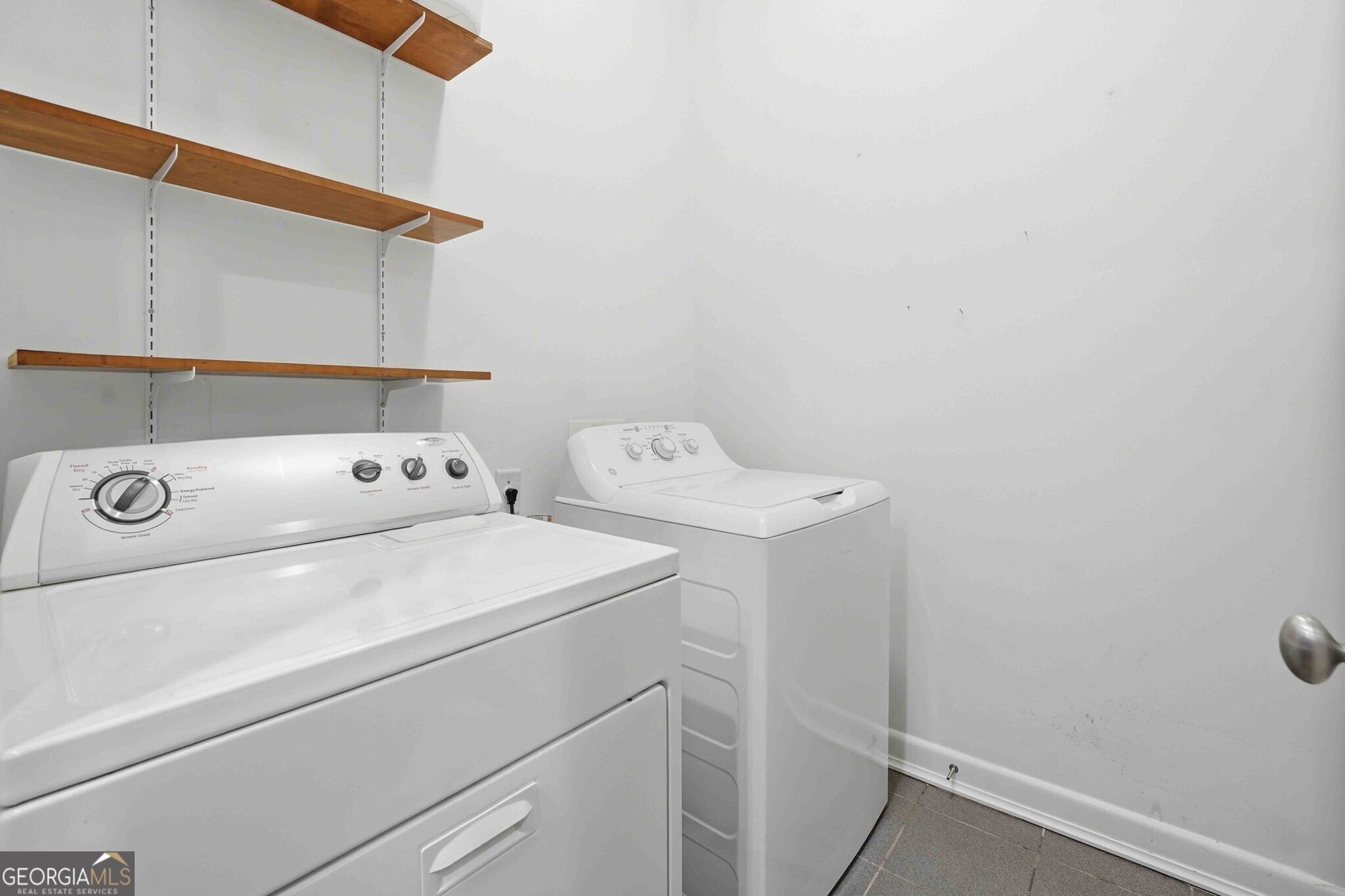 1717 N Decatur Road NE # 408