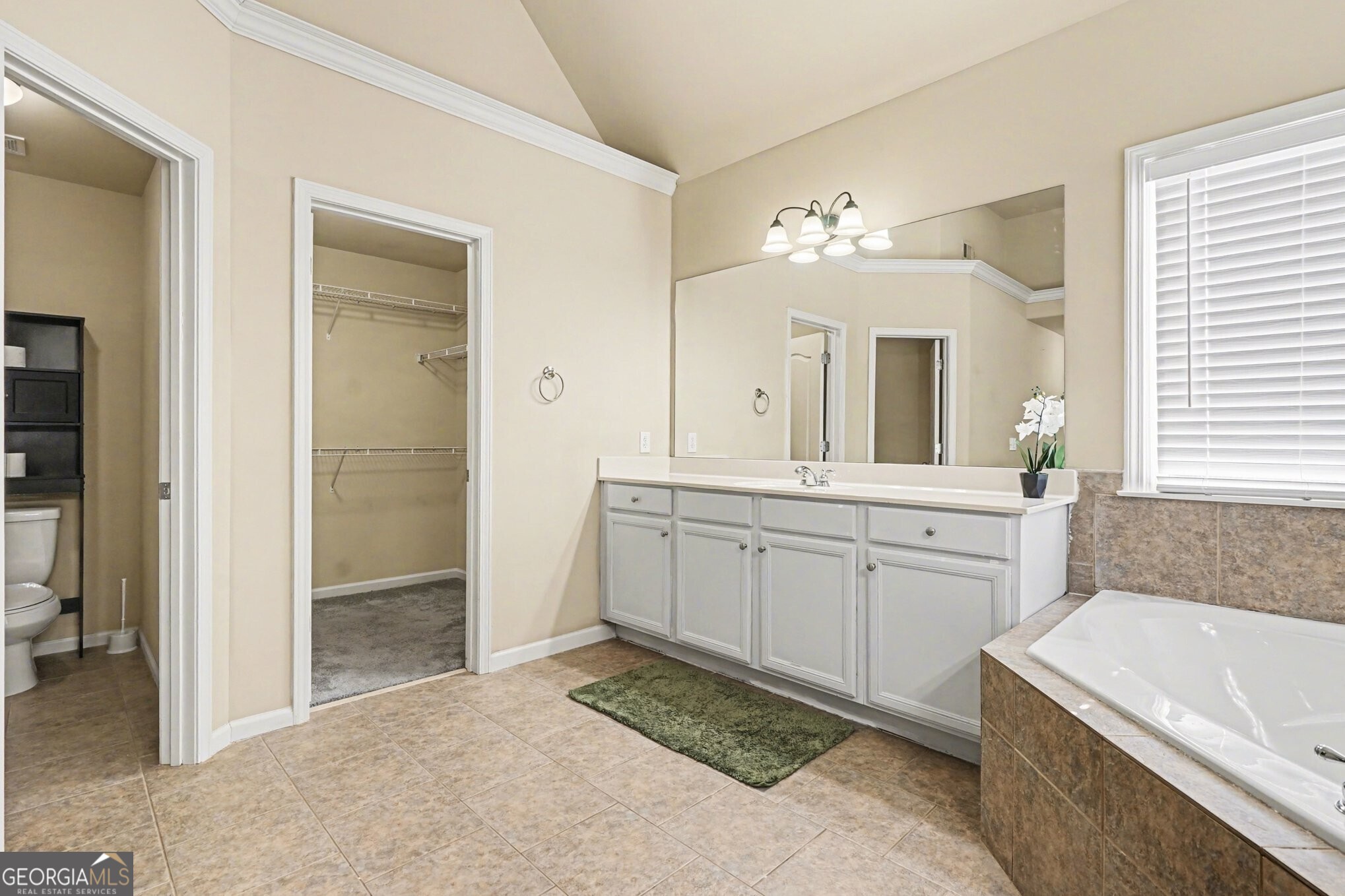 1638 Great Shoals Circle