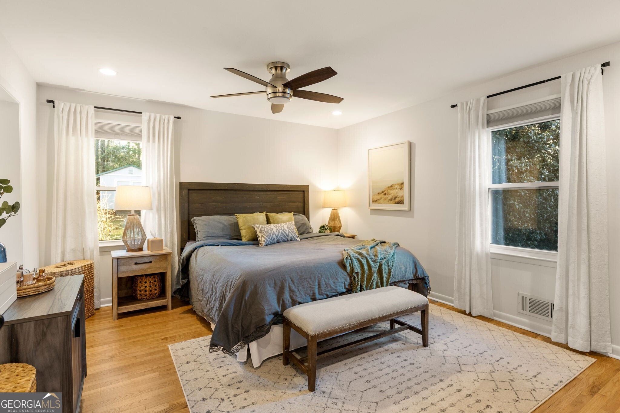 3058 Greenbrook Way NE