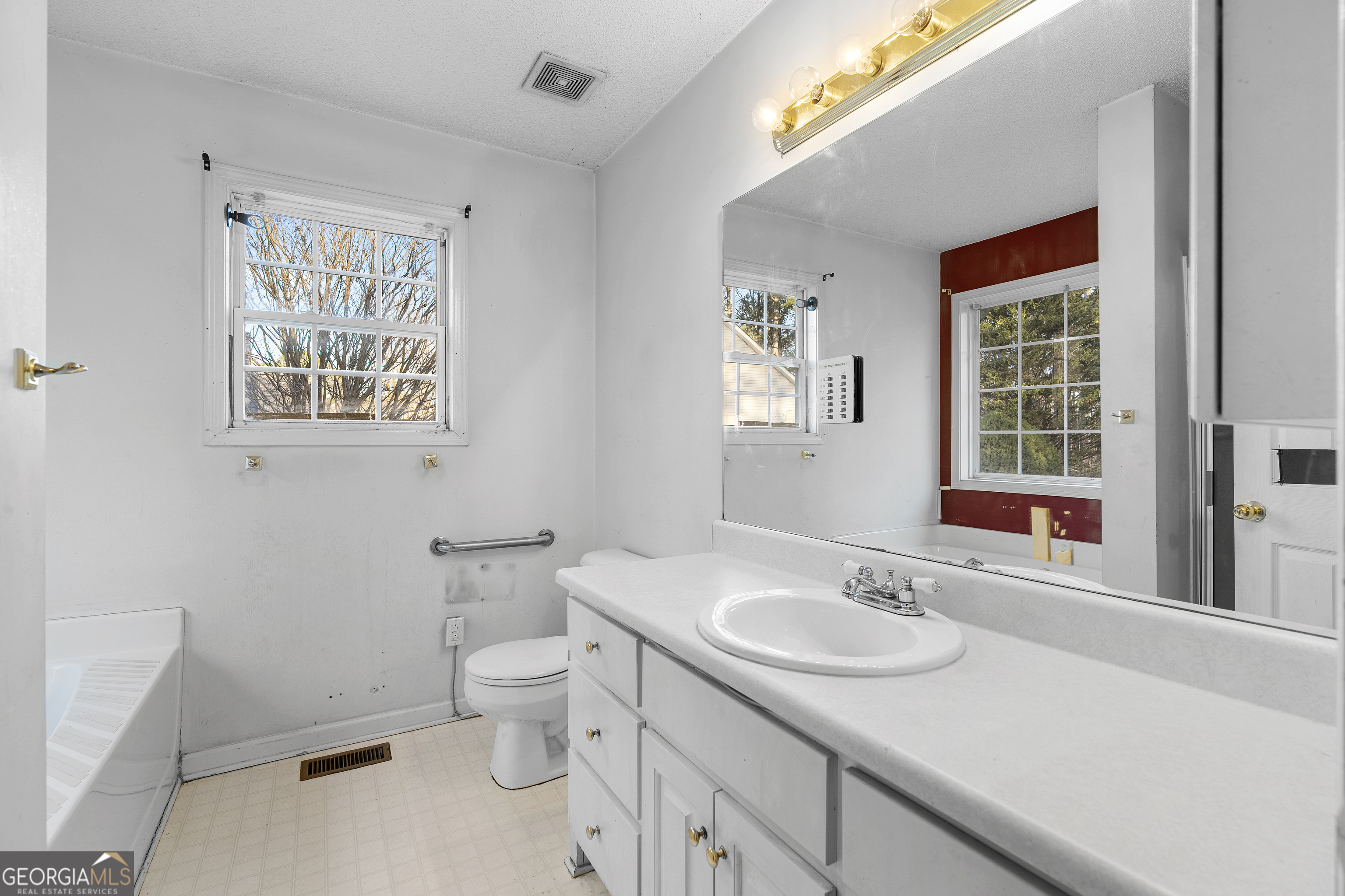 28 Greatwood Drive