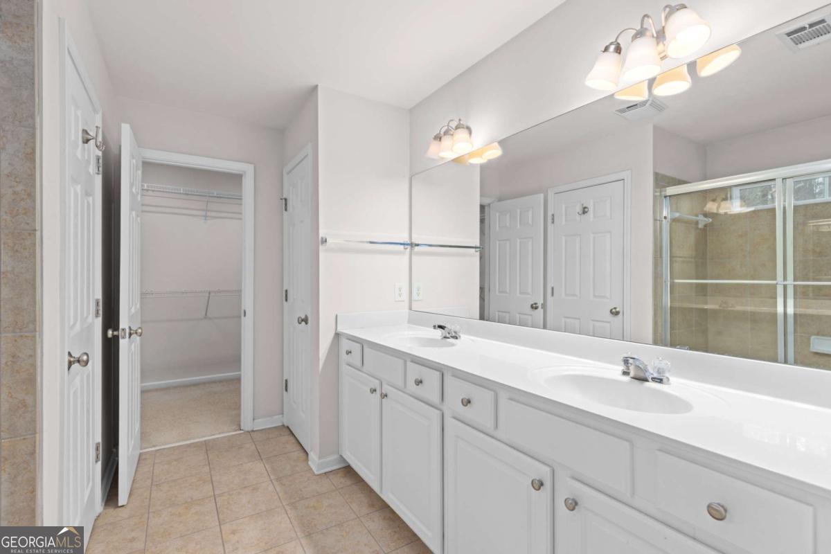 3287 Welmingham Drive SW