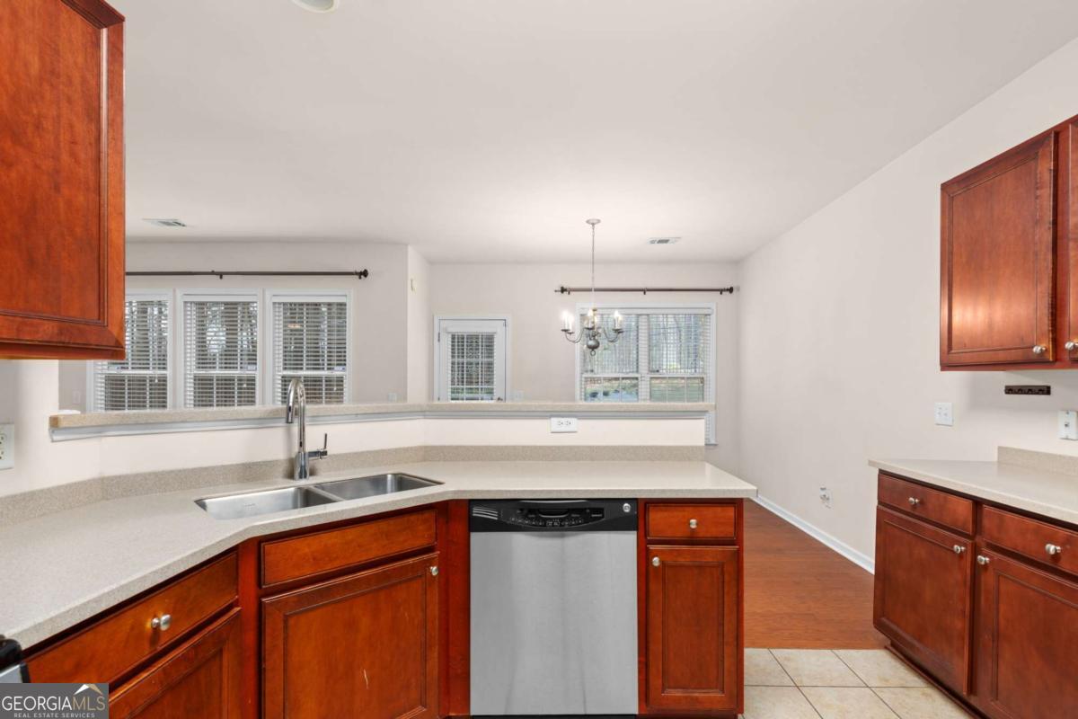 3287 Welmingham Drive SW