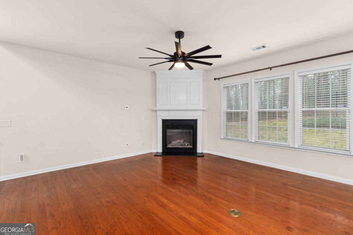 3287 Welmingham Drive SW