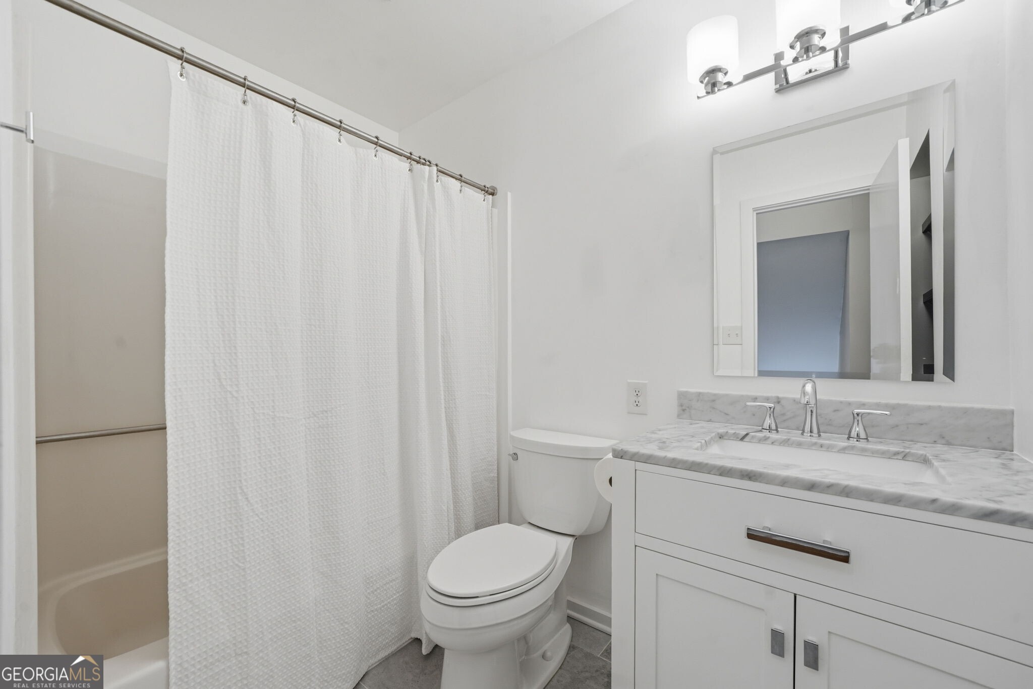 836 Saint Charles Avenue NE # H